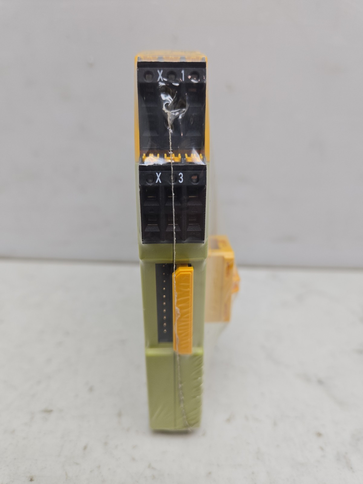 Pilz PNOZ s7.1C 24VDC 3n/o Cascade Contact Expansion Module 2.0 W 751167 New