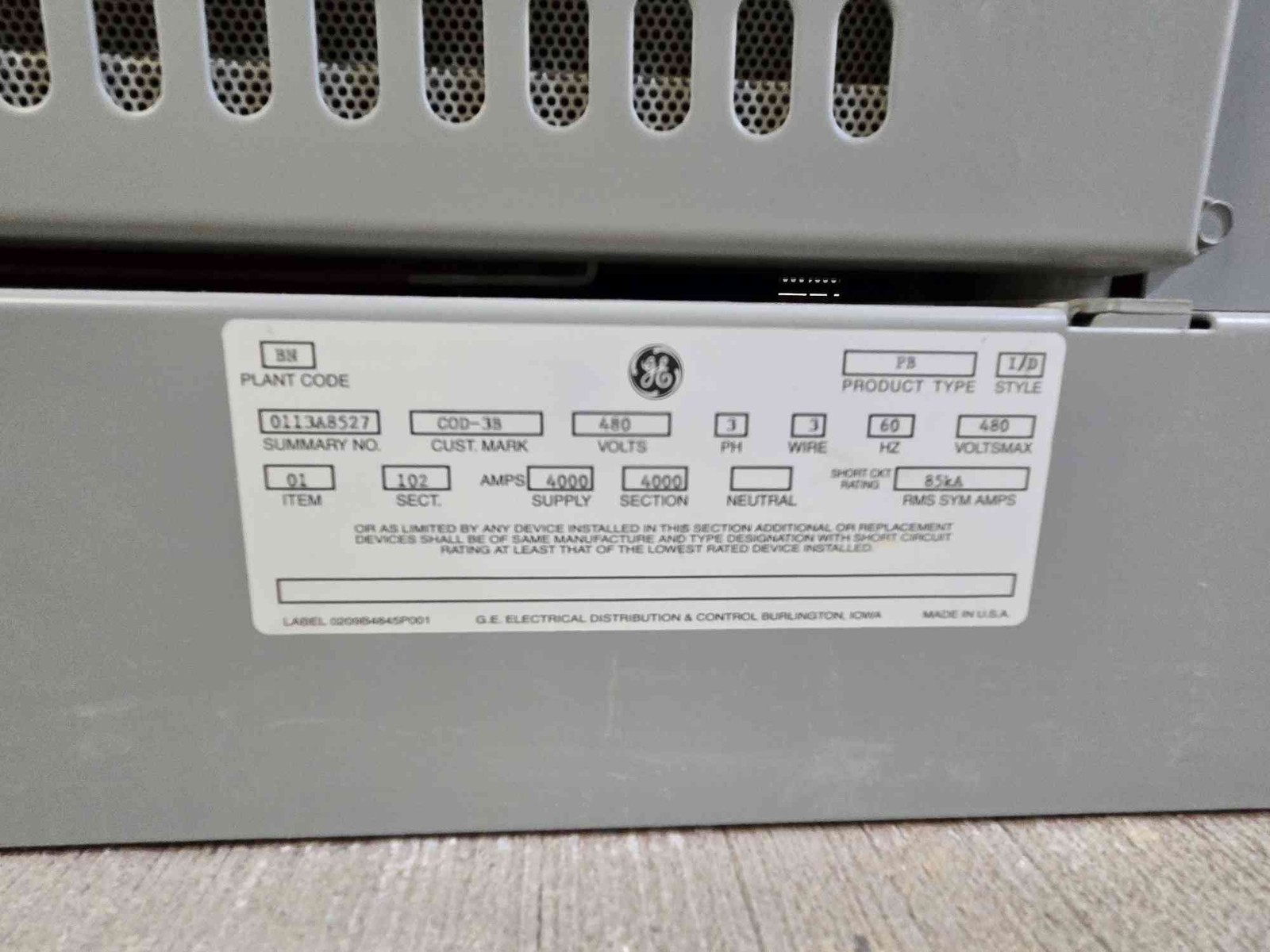 4000A GE Power Break II Switchgear Dual SSD 4000A Main & 14 SHF 800A Sub Feeds