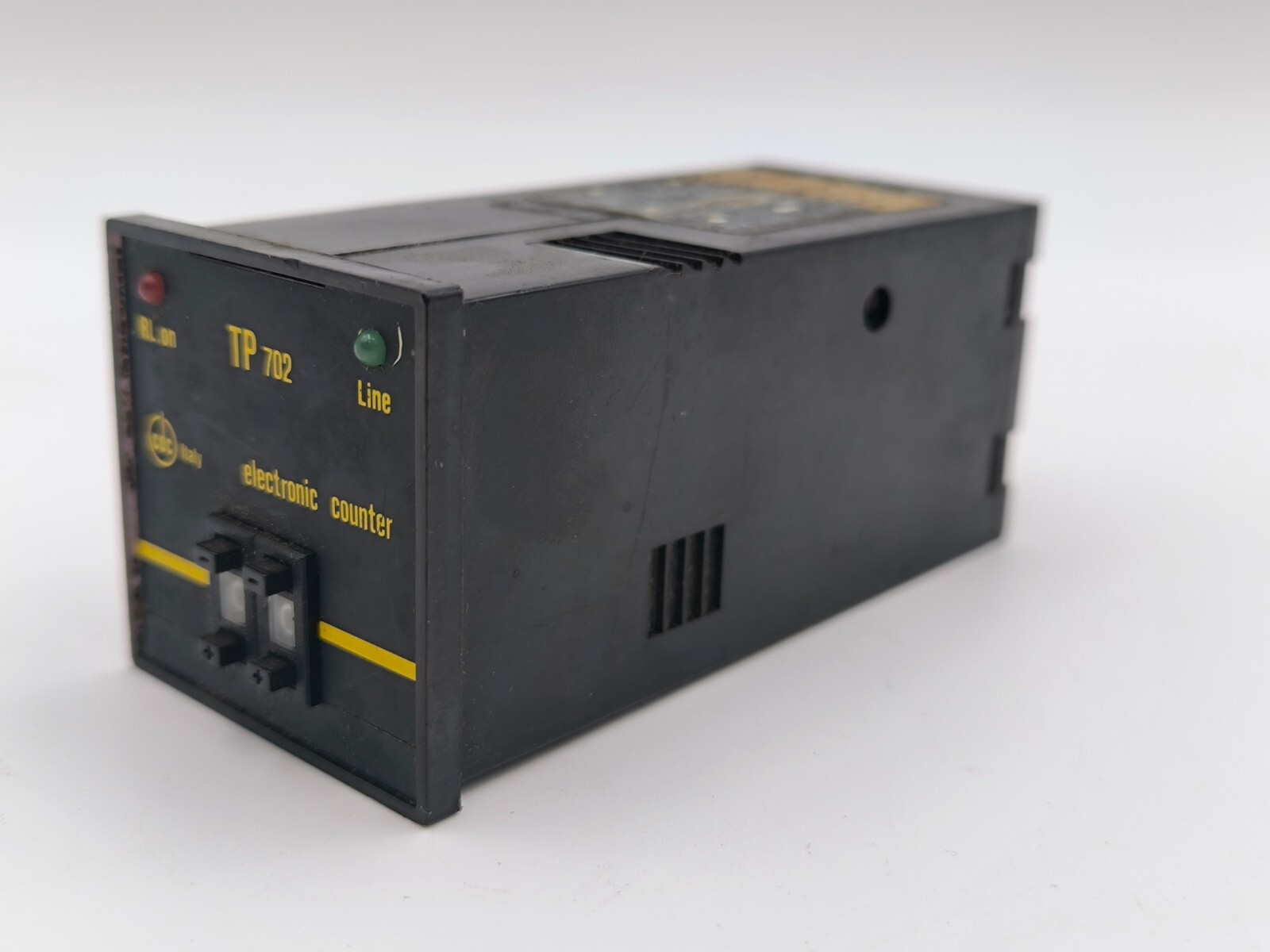 Treviglio TP704 2-Digit Display Electronic Counter Black Plug-in Mount 11-Pin