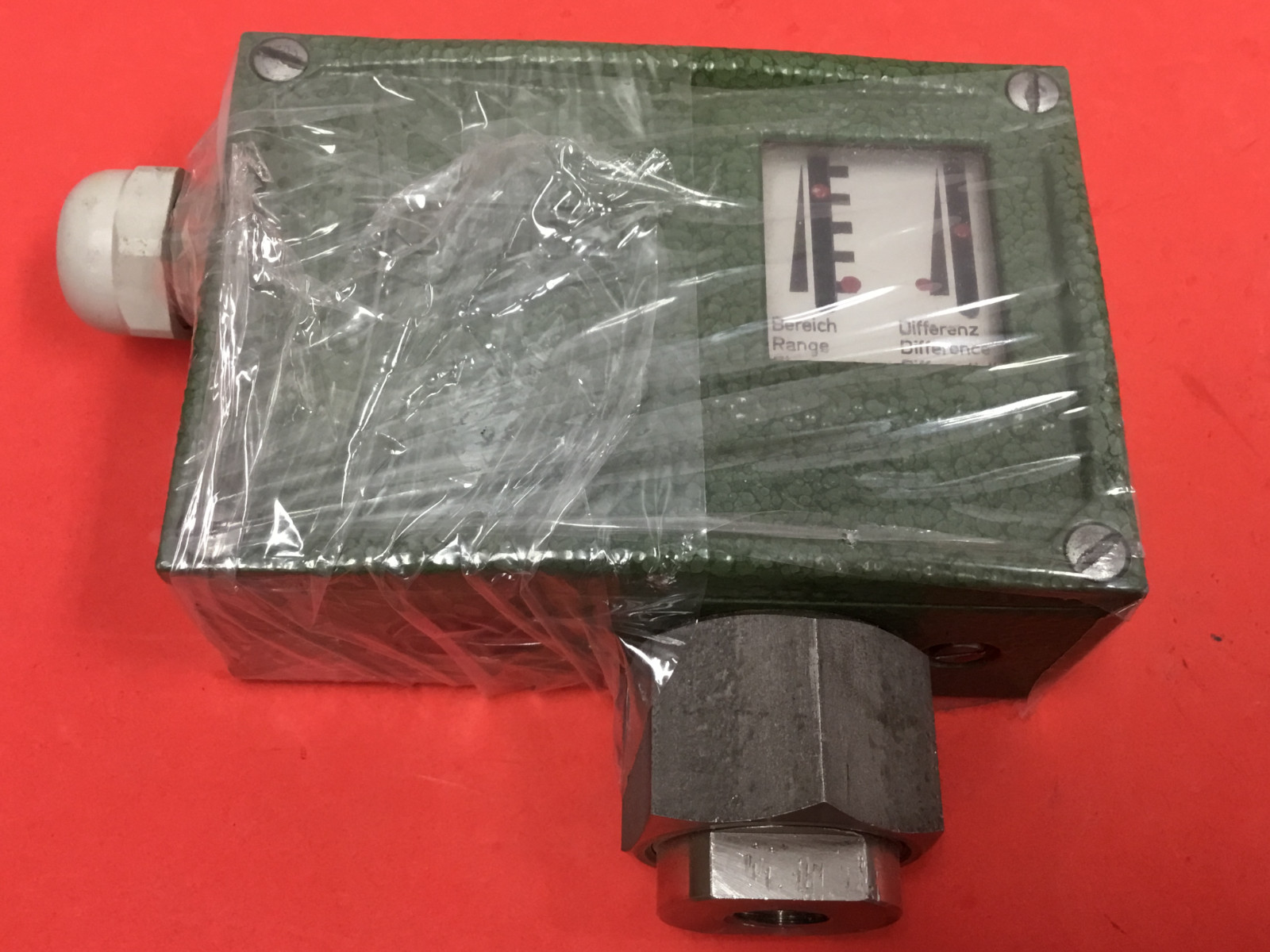 HERION – #08035 11 – Pressure Switch – NEW