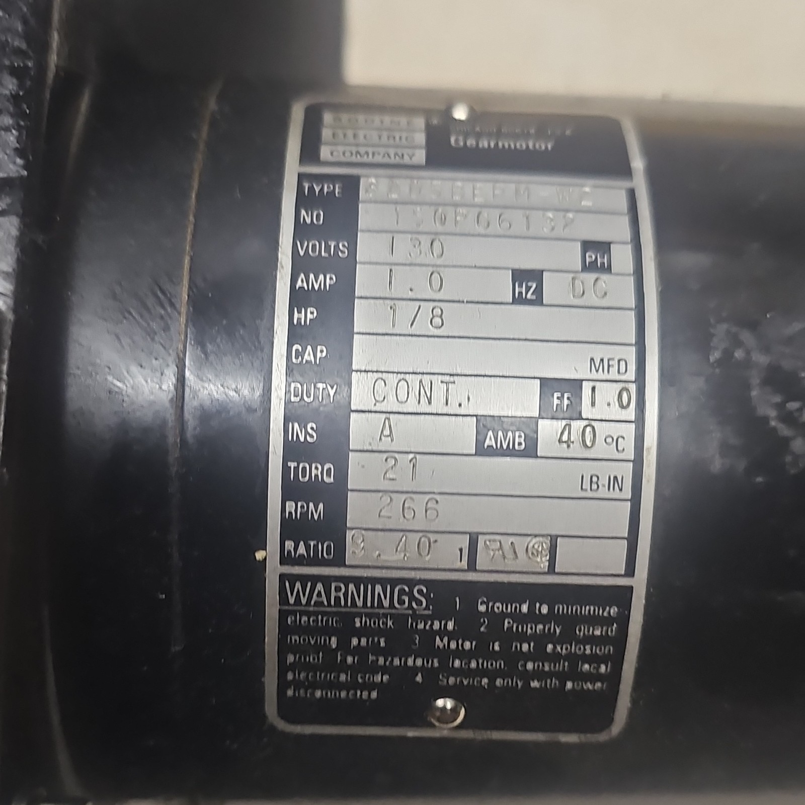 Bodine Electric Company DC Gearmotor 130V 1/8HP 21LB-IN 266RPM 3.40:1 (new)