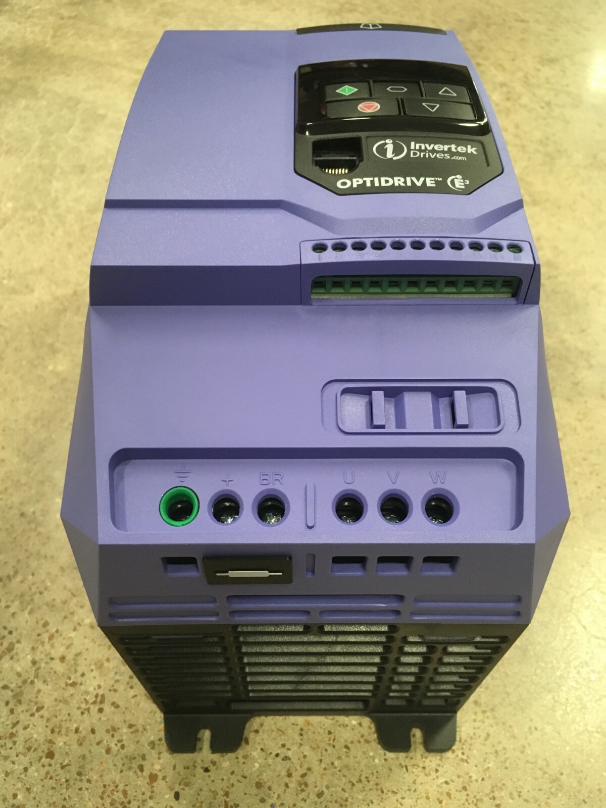 ODE-3-320153-1042 – Invertek VFD – 5HP 15.3A 200V-240V 1Ph/3Ph – VFDexchange