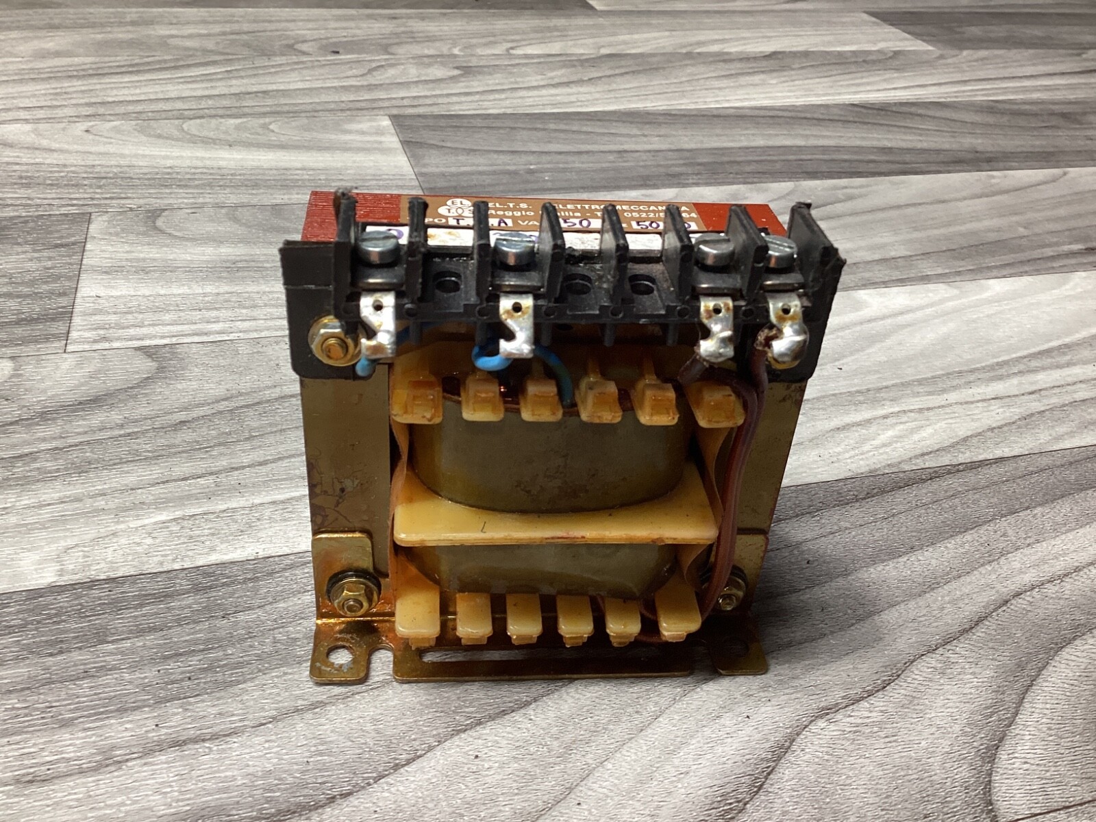 ELETTROMECCANICA TRANSFORMER TIPO T.M.A 150V 0.220 0.24 #163D101PR5