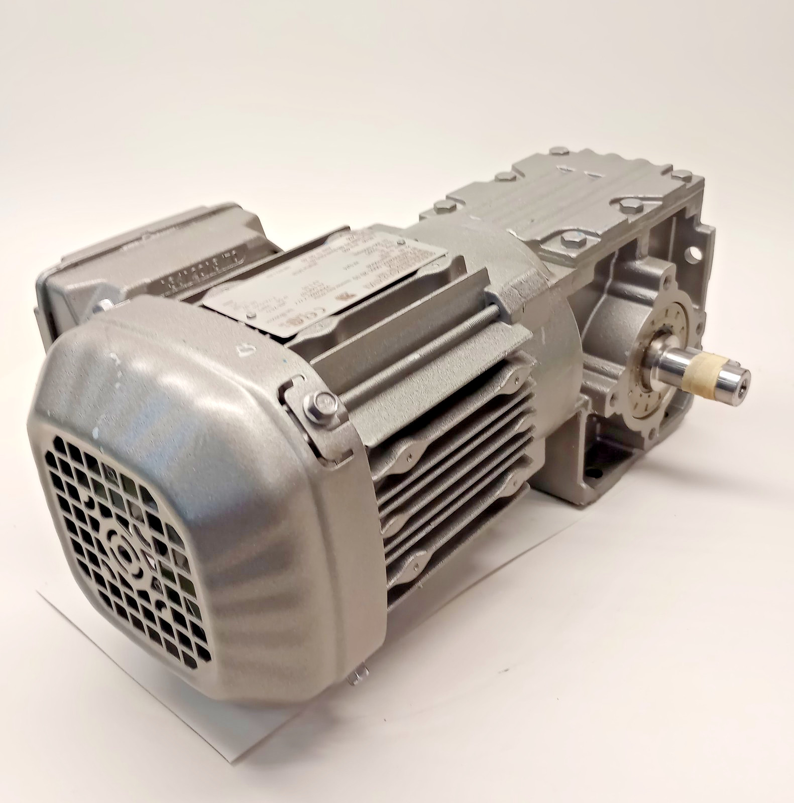 SEW Eurodrive W30-DRS71S4-60.0 New GearMotor 3ph 1700/28rpm 230/460V Ratio 60:1
