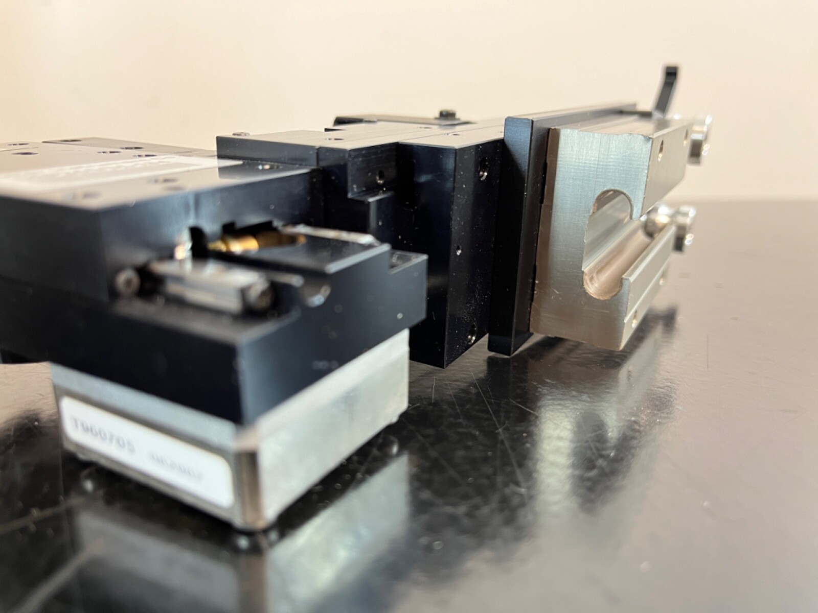 Sutter Instruments Co. MP265/M-134 “narrow format” motorized micro manipulator