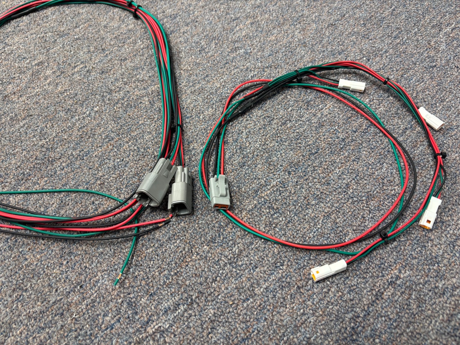 SoundOff Signal Arrow Kit Harness 8 Module 12″ Harness – EMPAKKT01