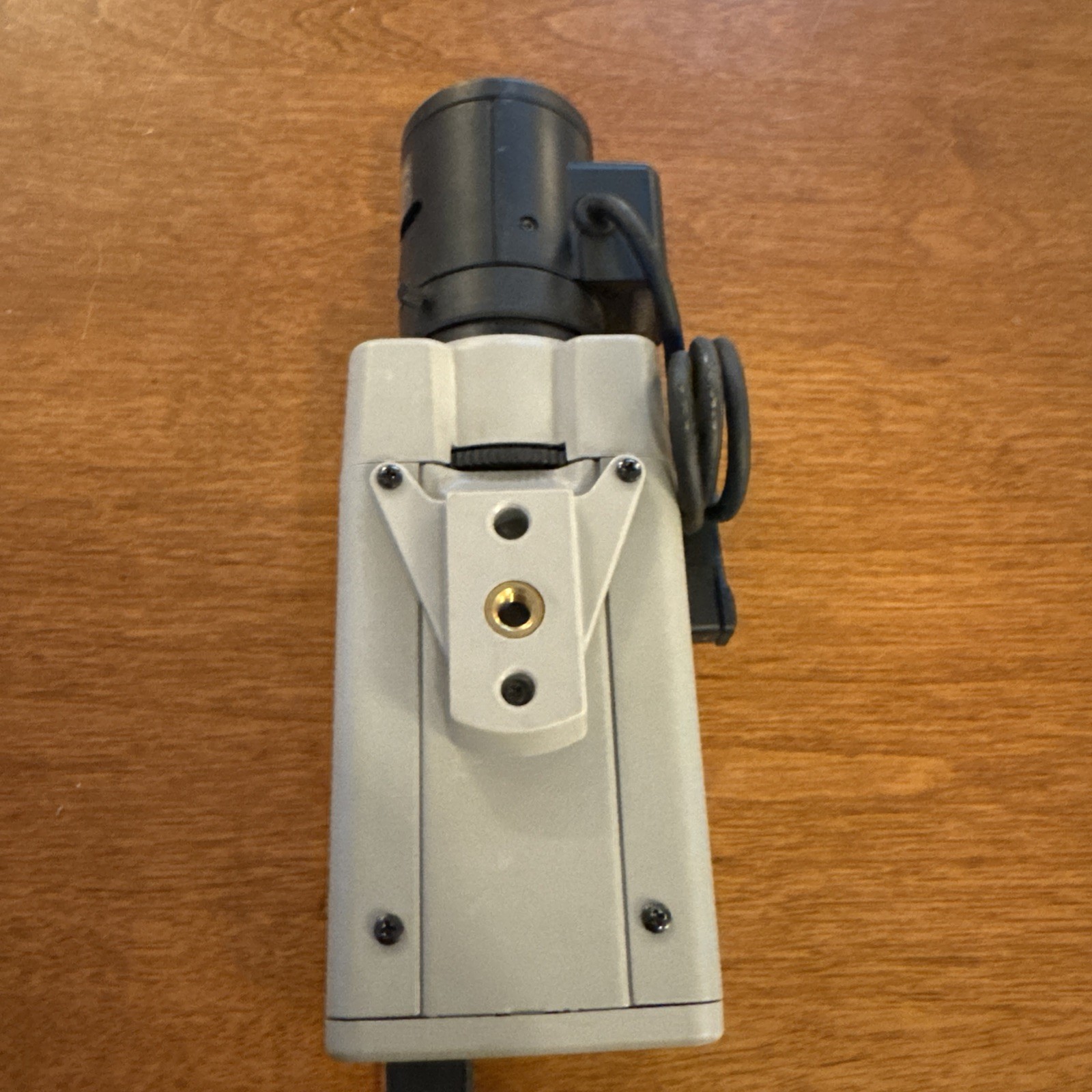 Pelco B&W CCTV Camera MC3810-2 Manufactured By Sony Japan Untested