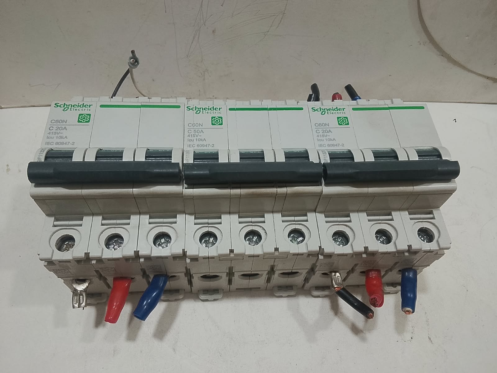 LOT Of 3PCS SCHNEIDER controller M9F11320 C60N 3P C20A MADE IN BULGARIA