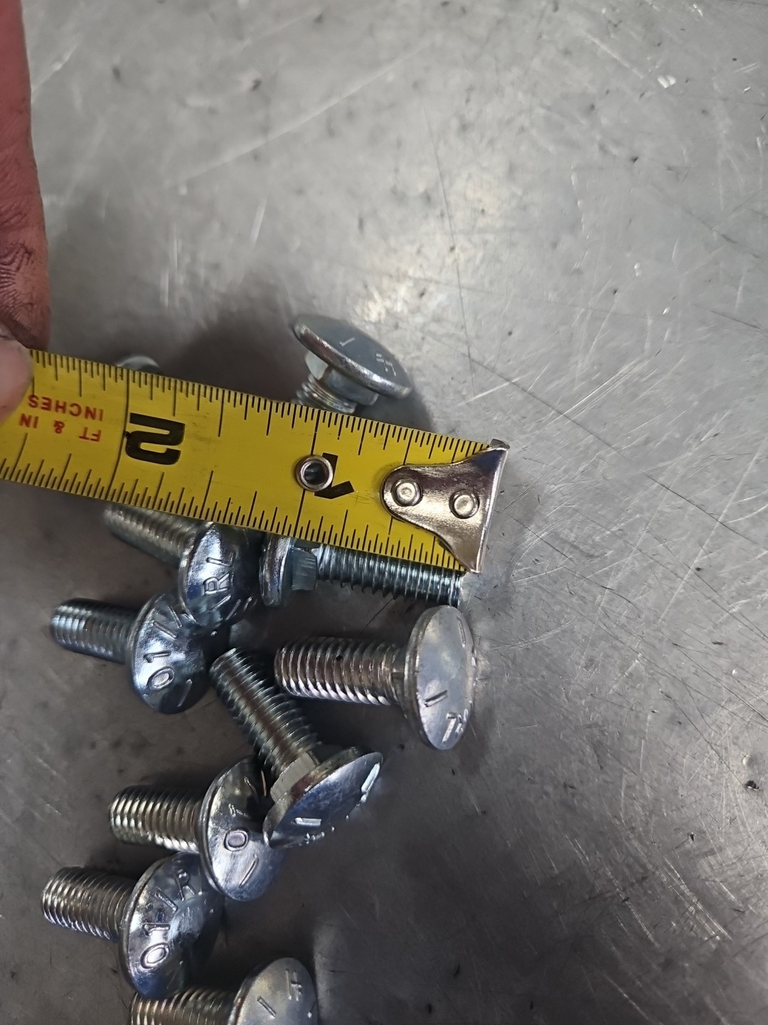 Grade 5 Carriage Bolt 3/8″-16 x 1″ Zinc Carriage Bolt 3/8 x 1 (10 PCS)
