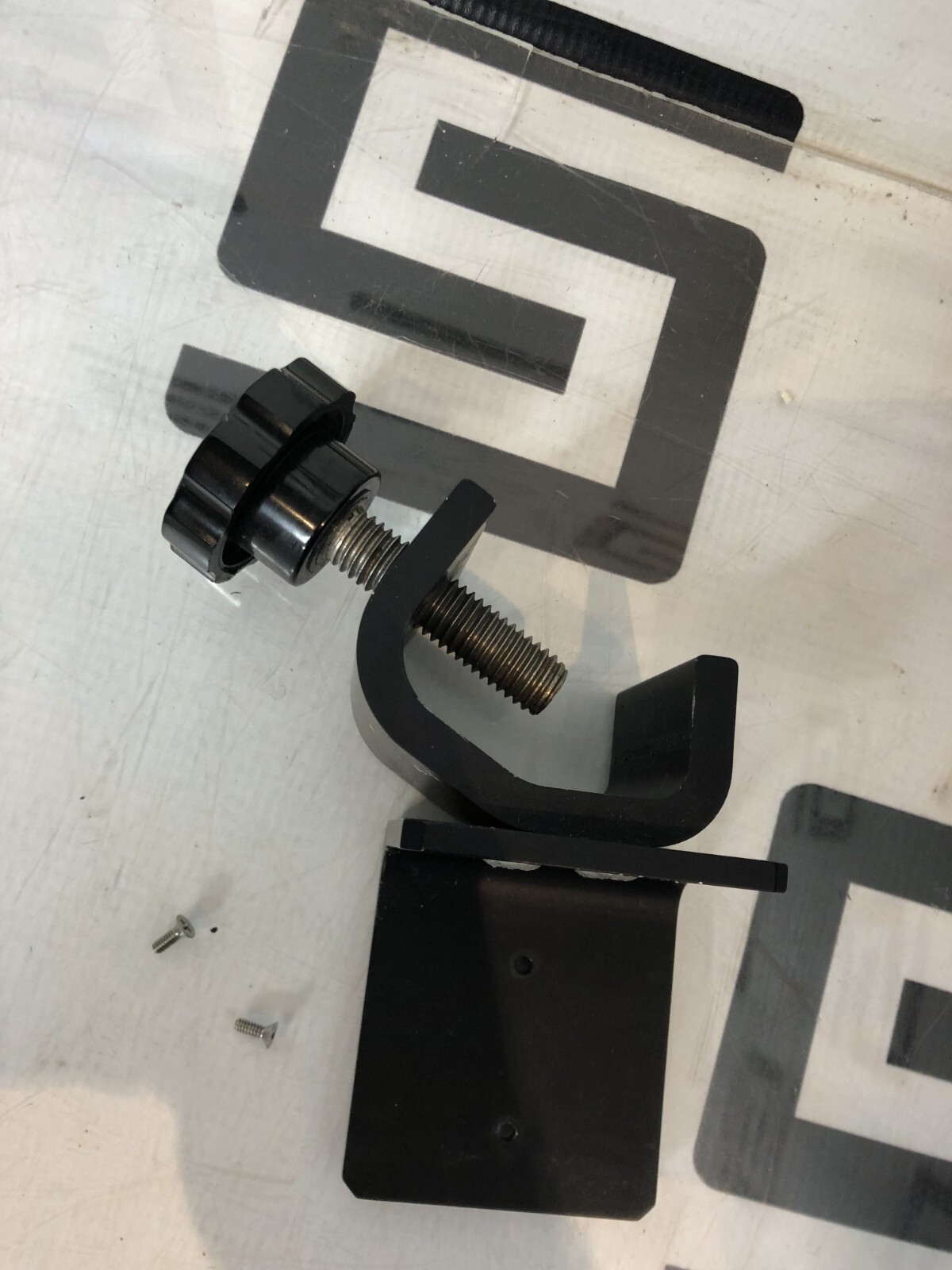 Medfusion 3500 4000 Pole Clamp Mount & also for other Models TESTED WARRANTY