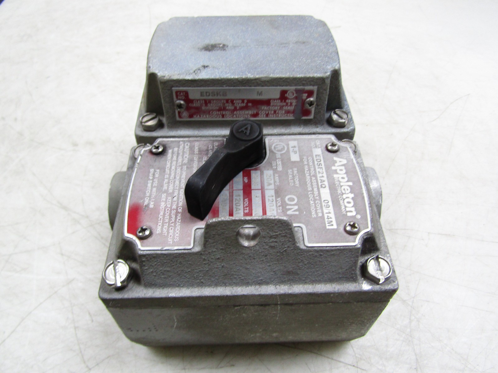 🙌APPLETON 20 AMP EXPLOSION PROOF SNAP SWITCH 120/277 VAC EDSF21AQ EDSC372SA