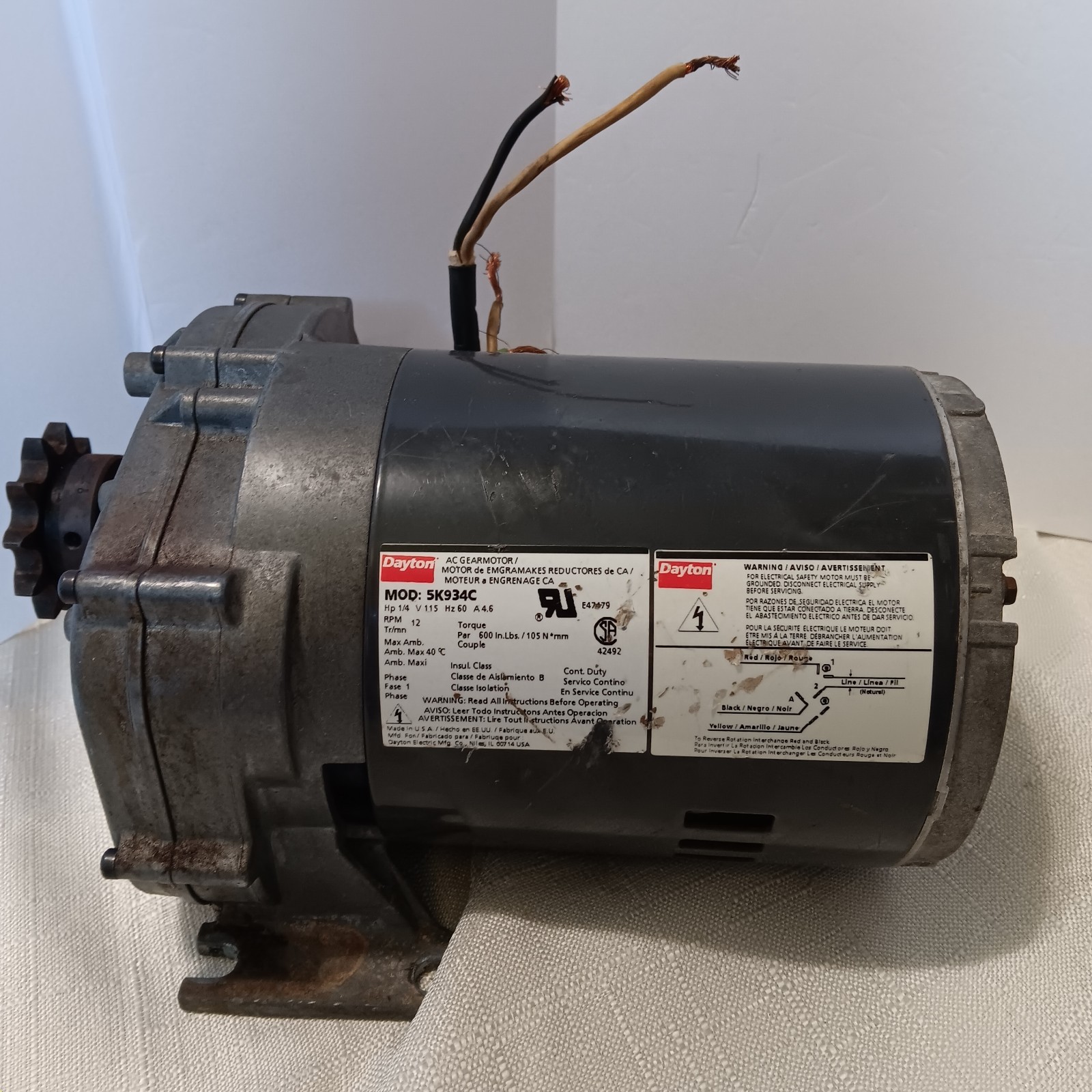 Dayton 5K934C Gearmotor 1/4 HP 115V 12 RPM 144:1 Reversible UNTESTED Parts