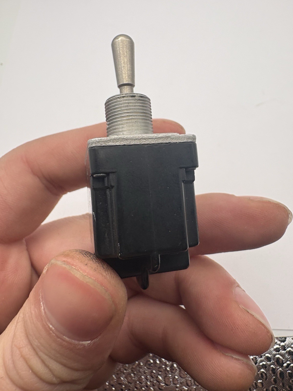 2TL1-1 MS24524-21 TOGGLE SWITCH ON OFF ON DPDT 15A 125V HONEYWELL