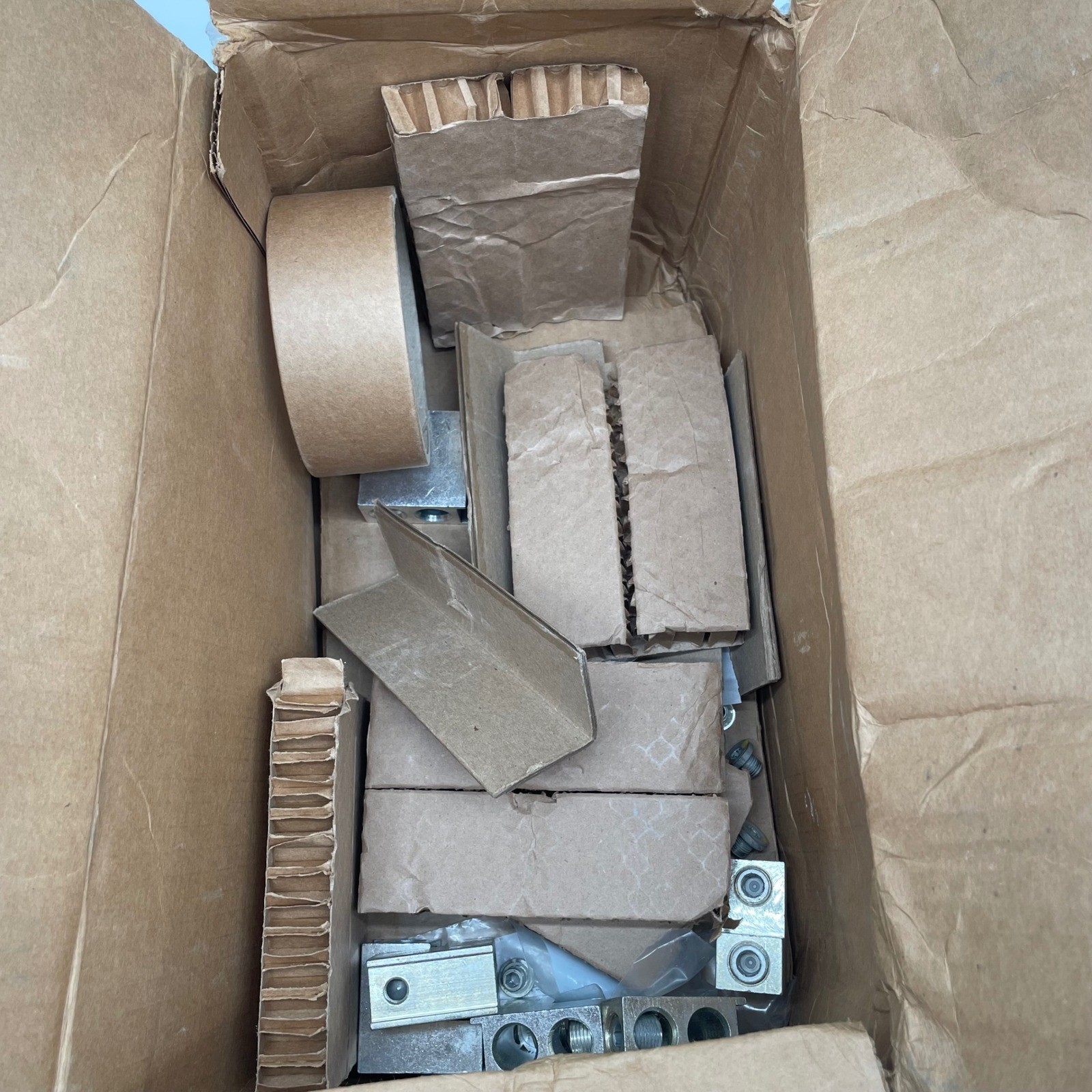 Eaton PDG33F0400B2NJ Power Defense 400A 3-Pole 600V Circuit Breaker PXR10 NIB