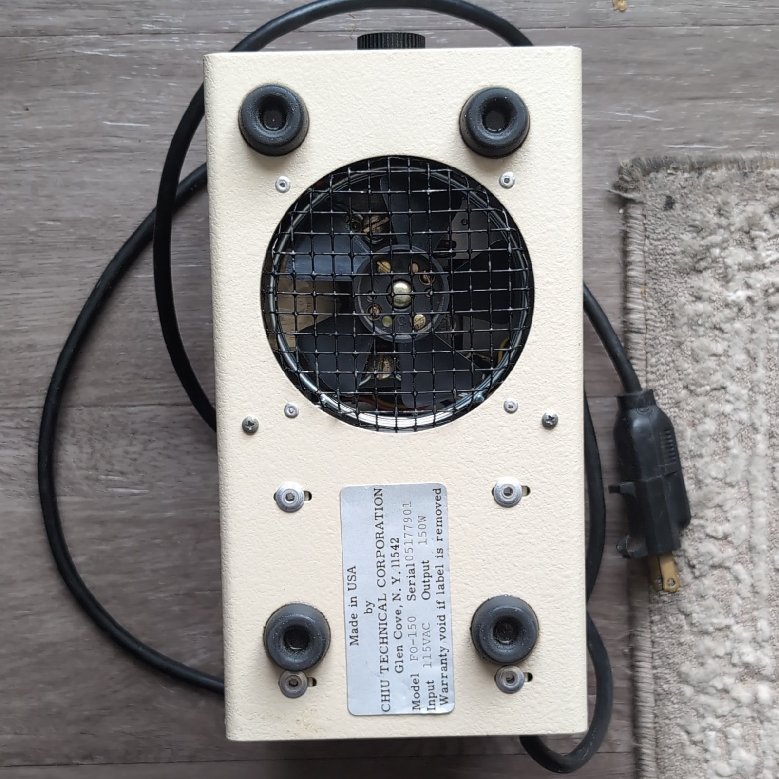 CHIU Technical Corporation Lumina-I Fiber Optic Light Source FO-150 150W 115VAC