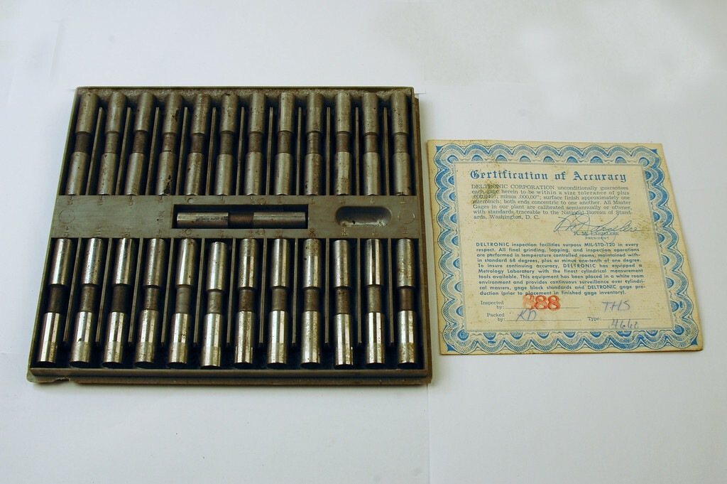 DELTRONIC PLUG GAGE SETS LOT OF 4-1/2 SETS ( A-1-TOP-7)