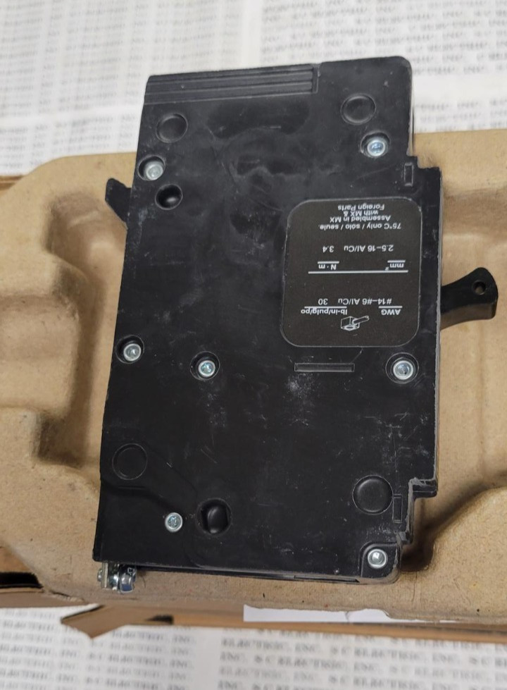 SQUARE D EDB14020 CIRCUIT BREAKER – LOT OF 6