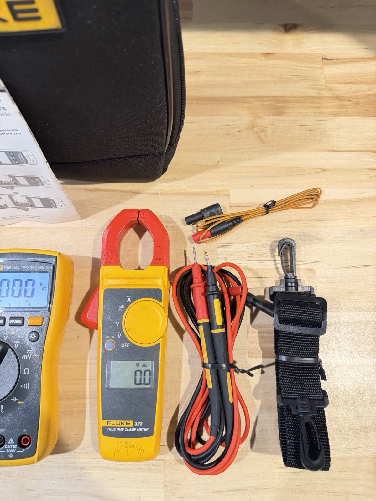 FLUKE 116/323 HVAC MULTIMETER COMBO KIT W/ ACCESSORIES (TESTED) SHIPS FAST