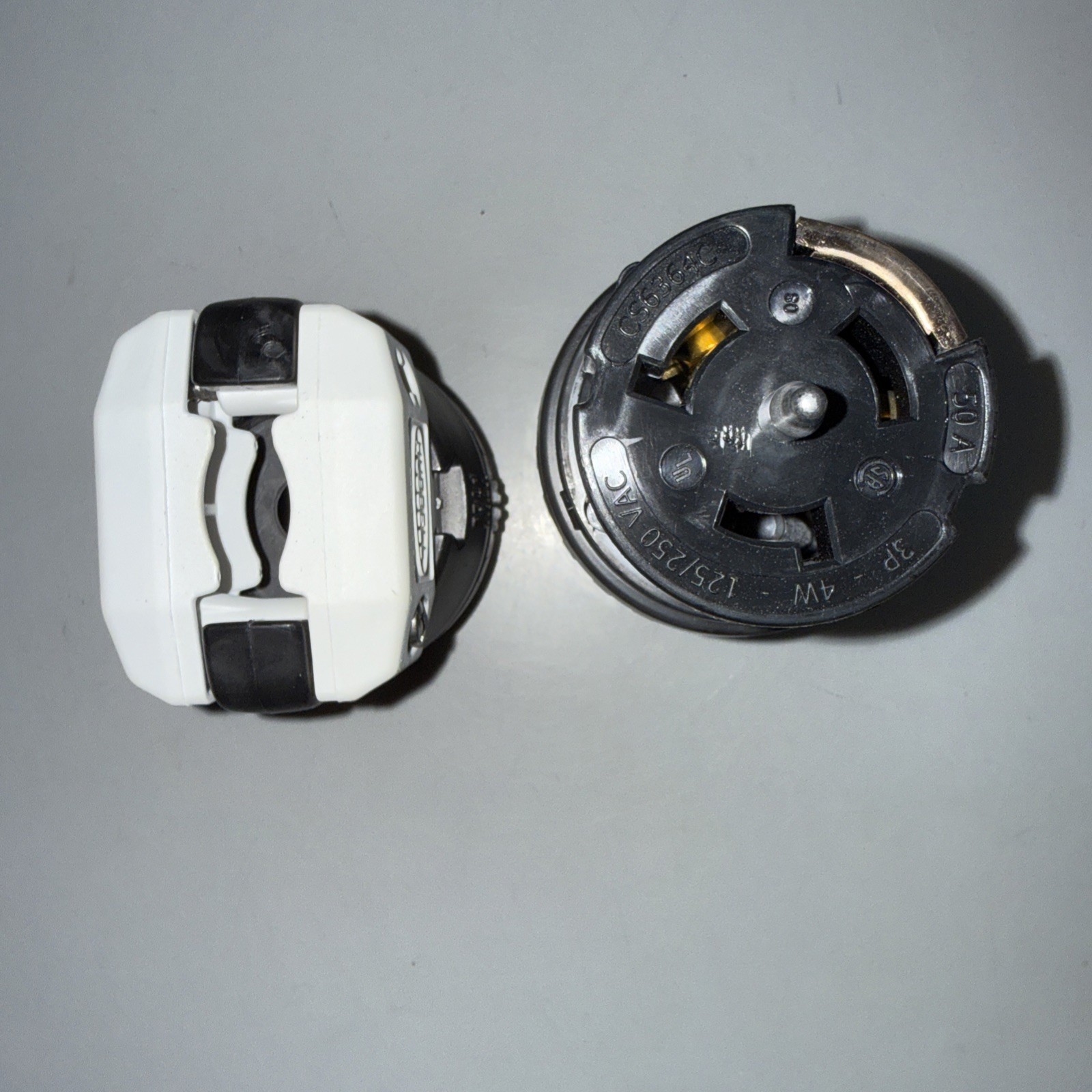 Hubbell CS6364C Twist-Lock Connector 50A 125/250V 3P 4W NEW No Box