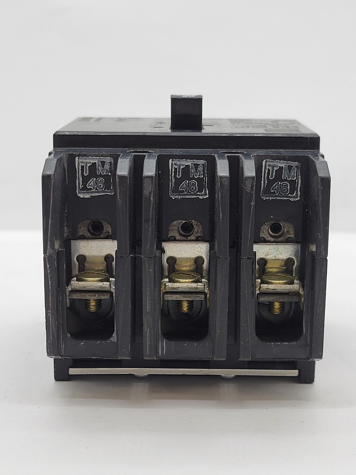 Eaton GHB3020 Bolt-On Circuit Breaker 20A 3P 480/277V 14KA GHB