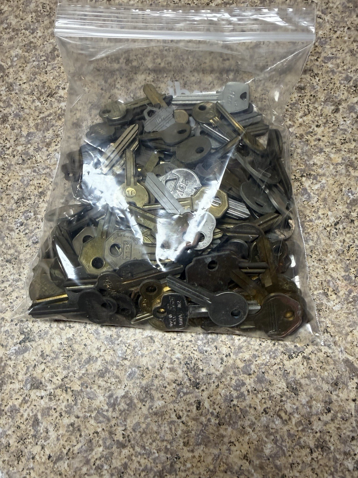 Lot 135 Key Blanks 3 lb Many Patterns See Details Ilco Master National Schlage