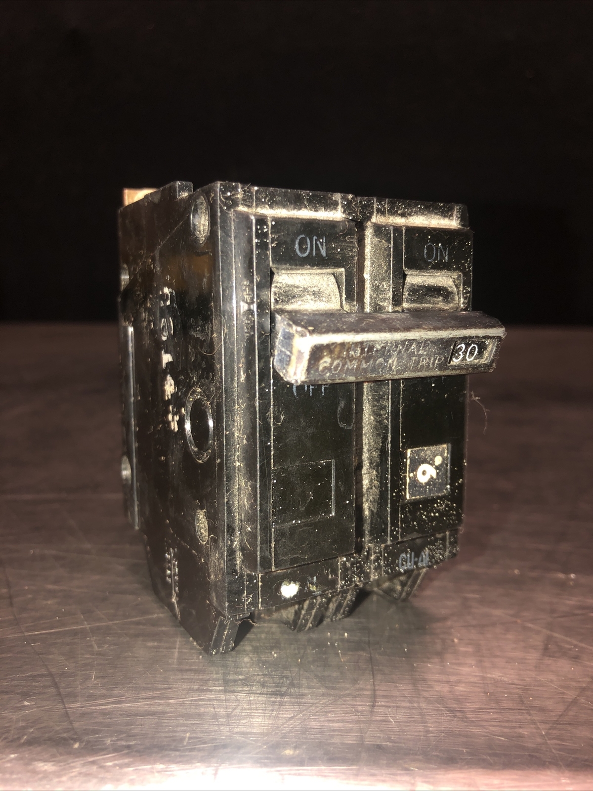 GE Breaker Internal Common Trip 30 Amp