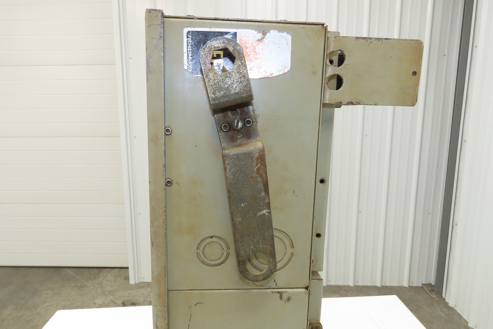 General Electric 75C142462G707 Busway FLEX-A-PLUG with 1KVA Transformer 480V 30A