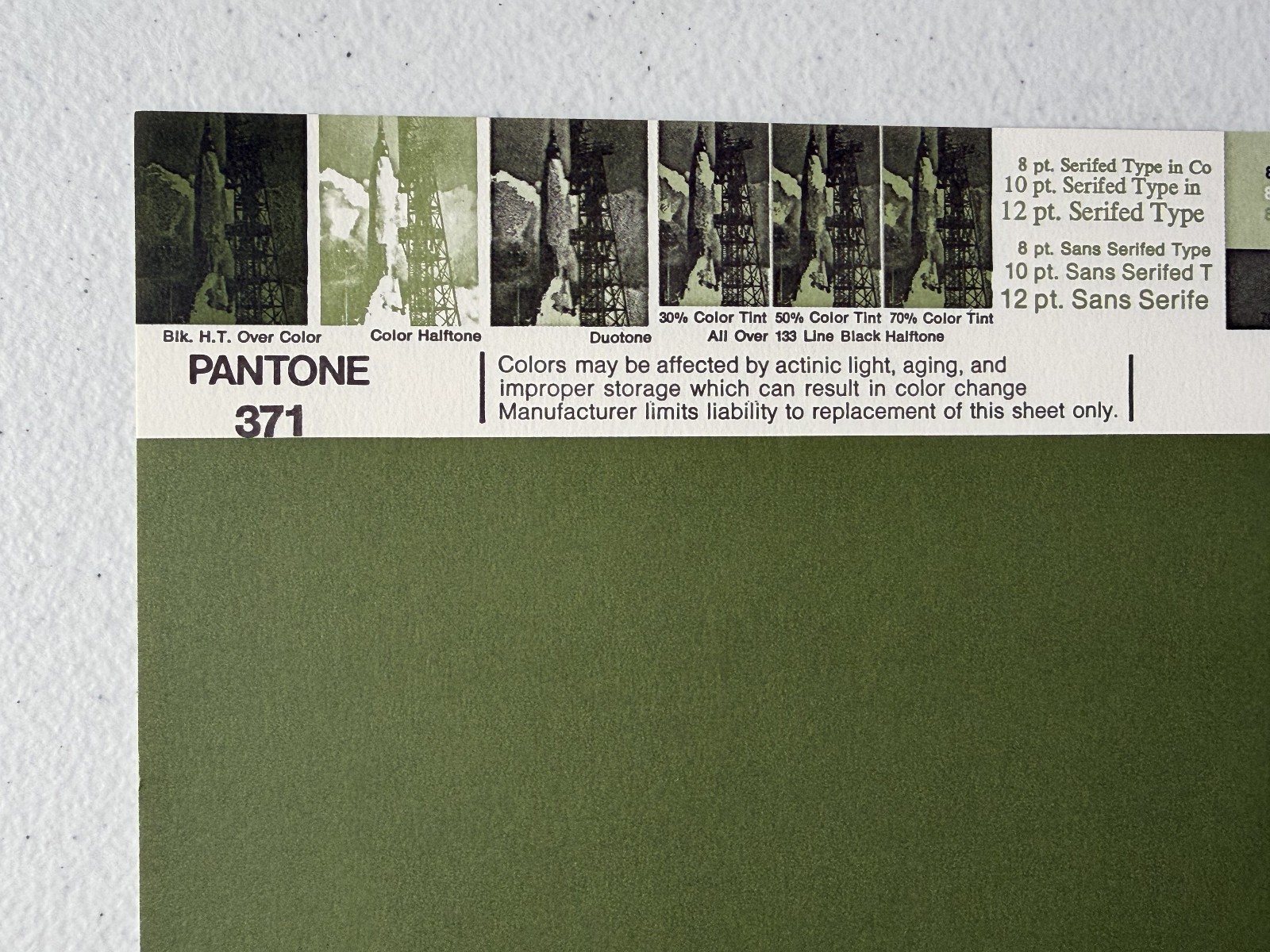 Pantone Vintage Poster [Green/Chartreuse/Olive] Uncoated Sheet by Leteraset