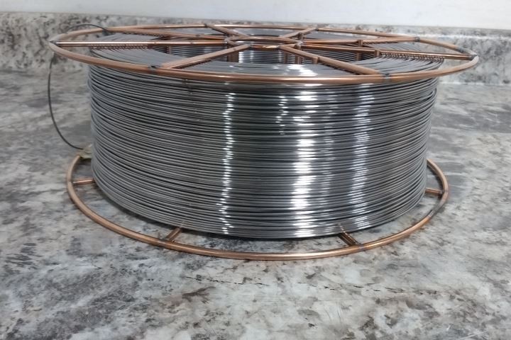 Lincoln Electric ED031117 1/16 In Wire Dia 25 Lb Hardfacing Flux-Cored Wire