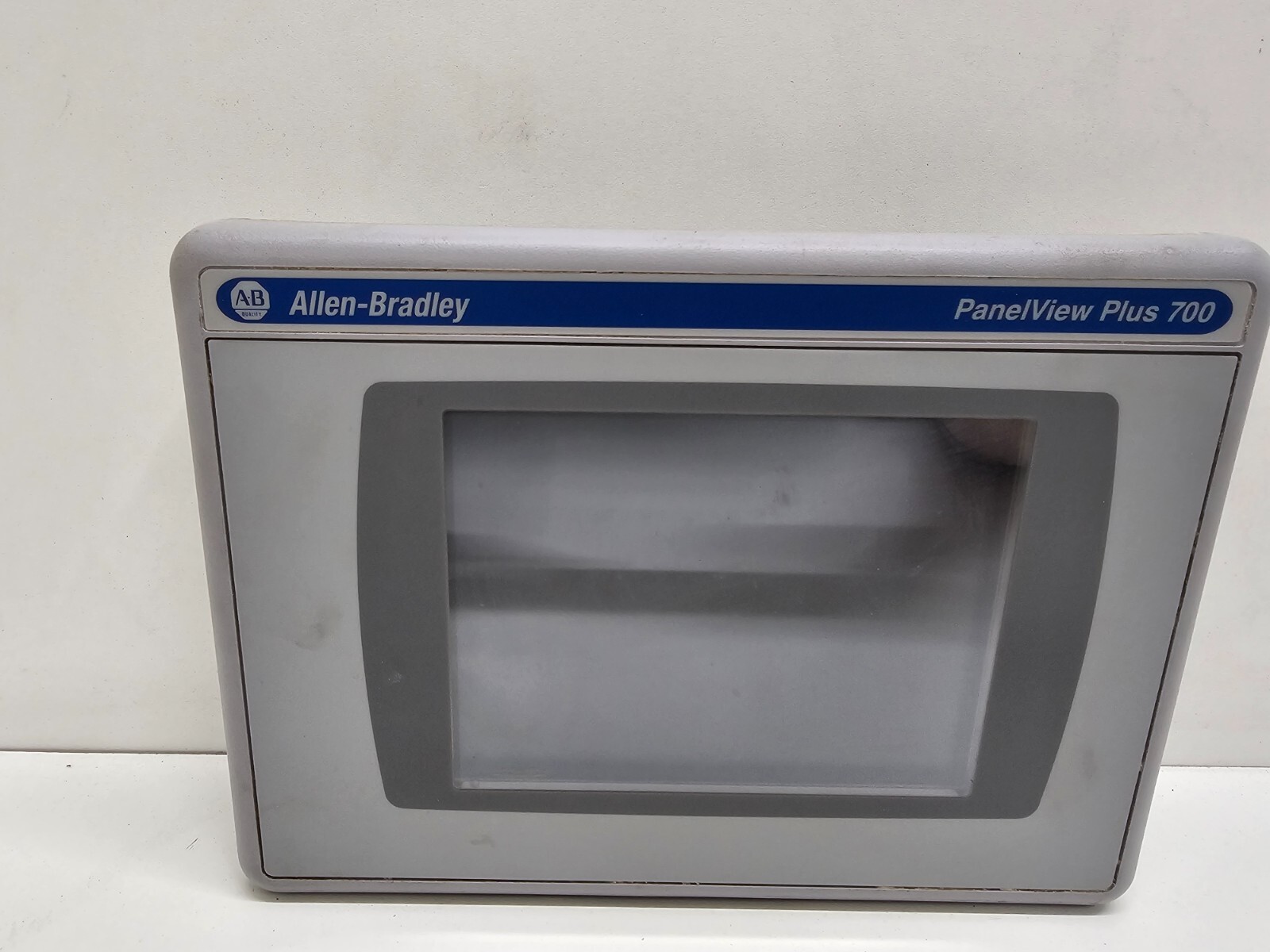 GOOD USED! ALLEN-BRADLEY PANELVIEW PLUS 700 TOUCH SCREEN 2711P-T7C4D8