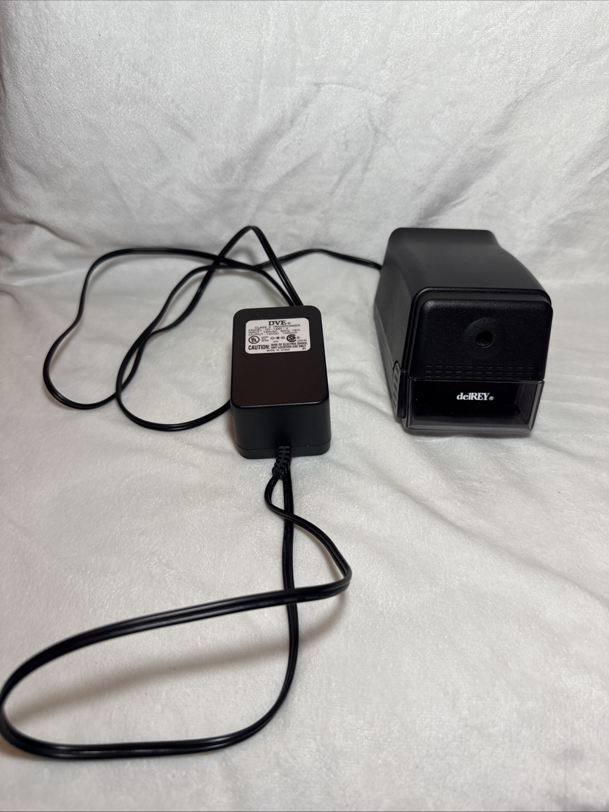 Del Rey Desktop Electric Pencil Sharpener with High-Quality Steel Blade