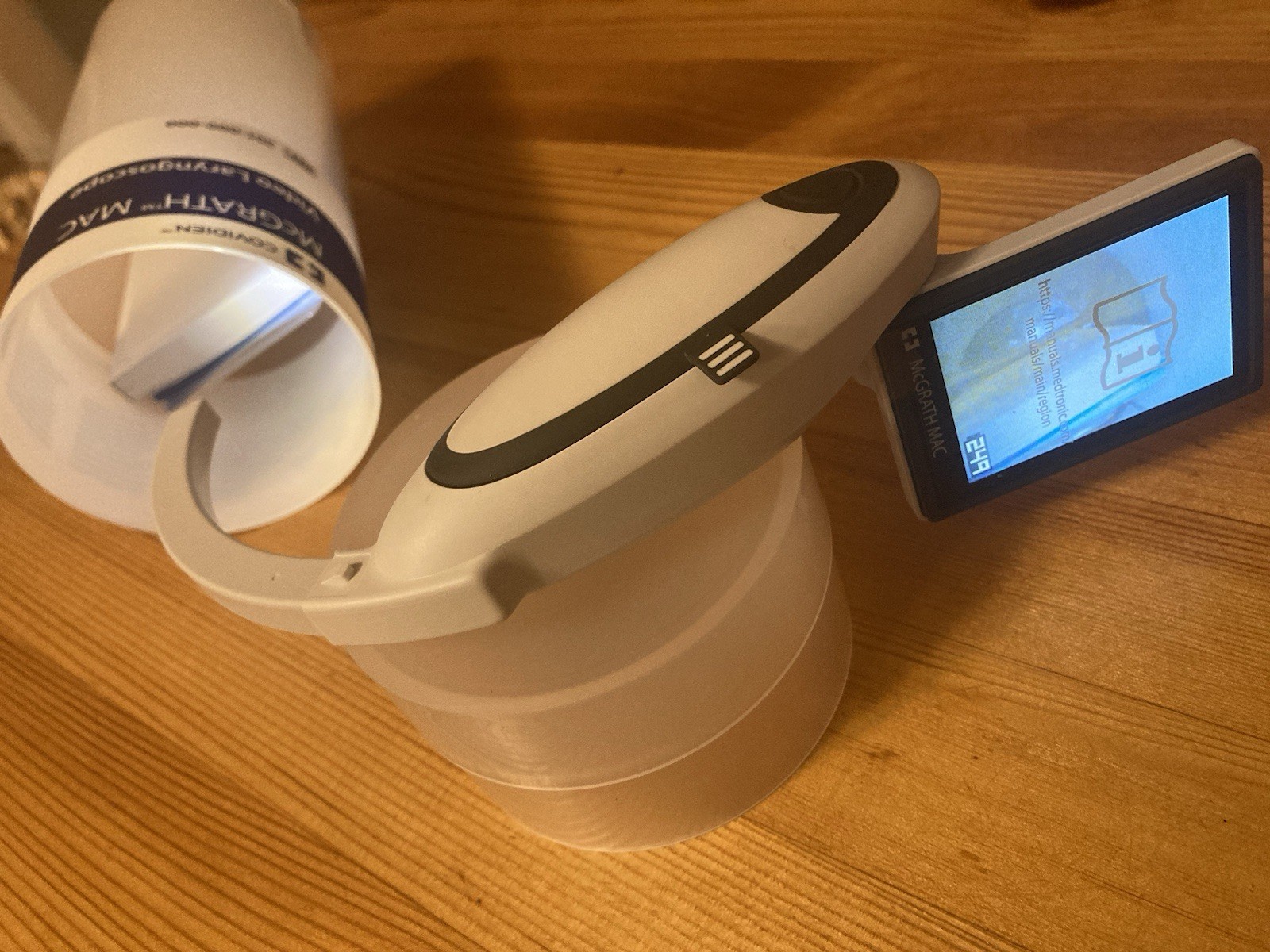 New McGRATH MAC Video laryngoscope