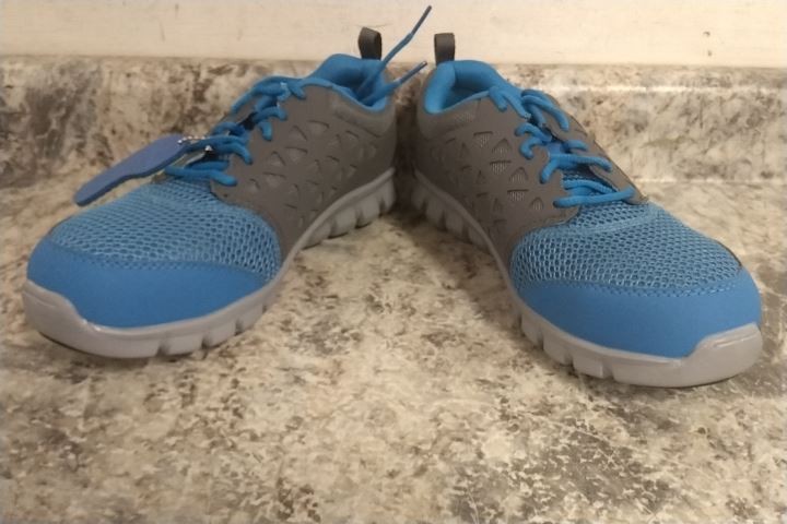 Reebok RB4040 Size 7-1/2 M Men’s Blue/Gray Alloy Toe Athletic Style Work Shoe