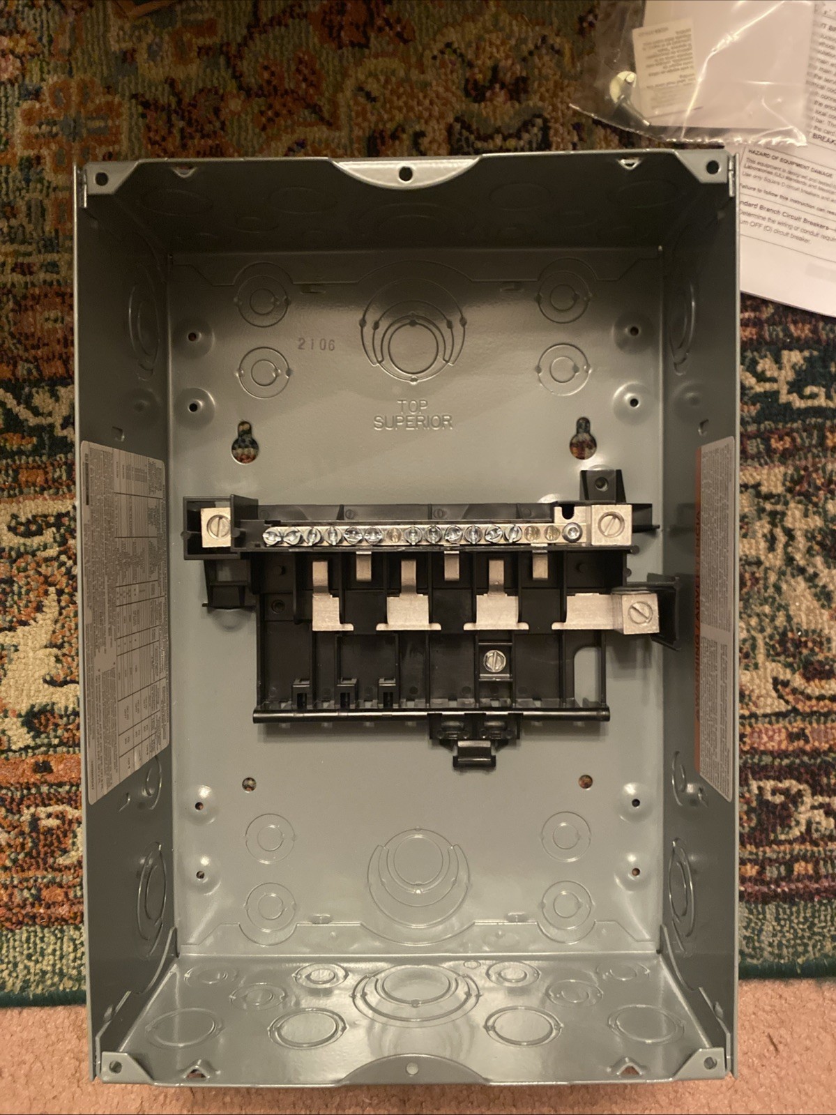 Square D QO816L100SCP 100A 8 Spaces 16 Circuits Main Lug Panel 120/240V