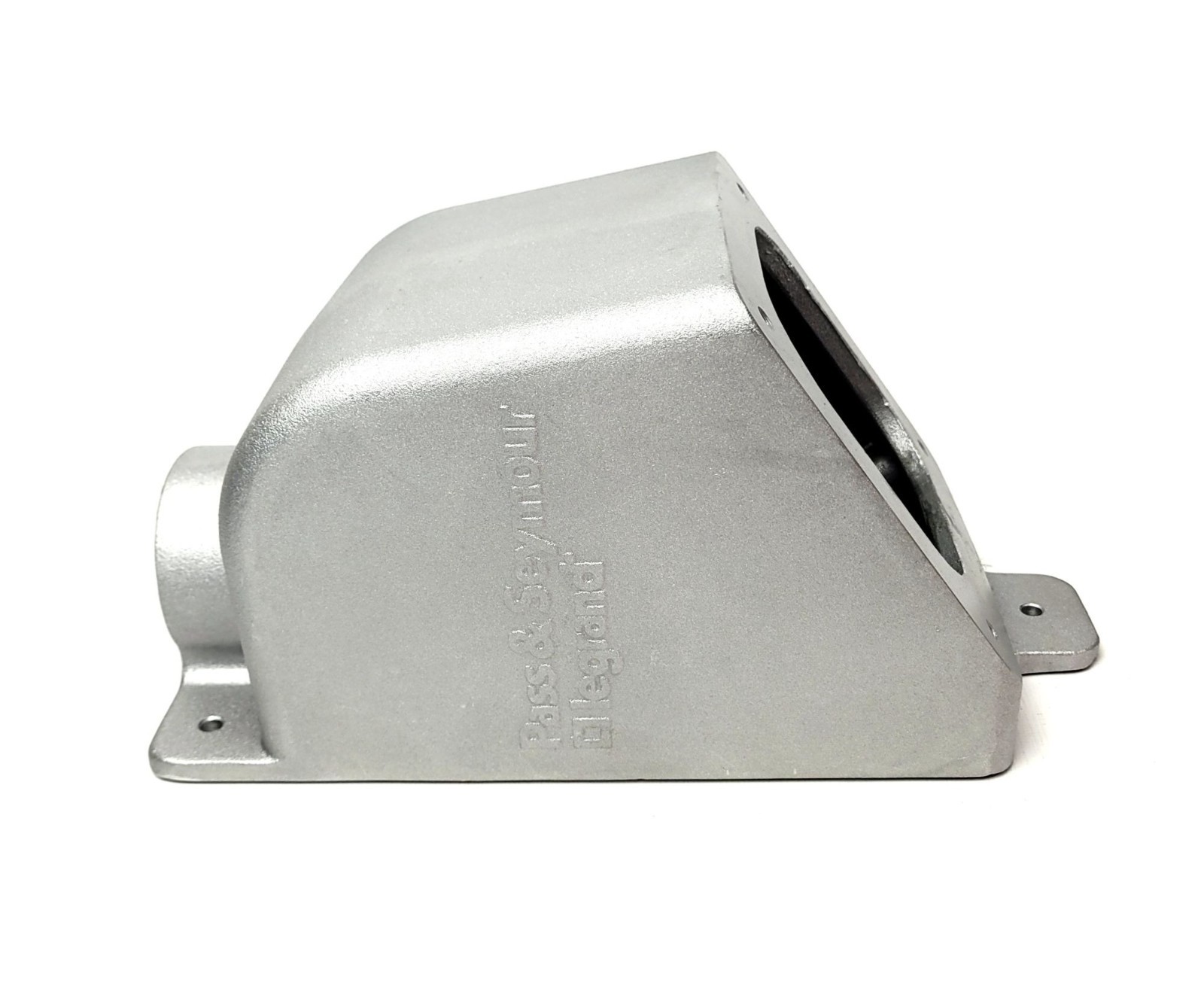 Pass & Seymour Legrand PSBB1001-W Pin & Sleeve Back Box w/ 1 1/2″ Hub 100 Amp