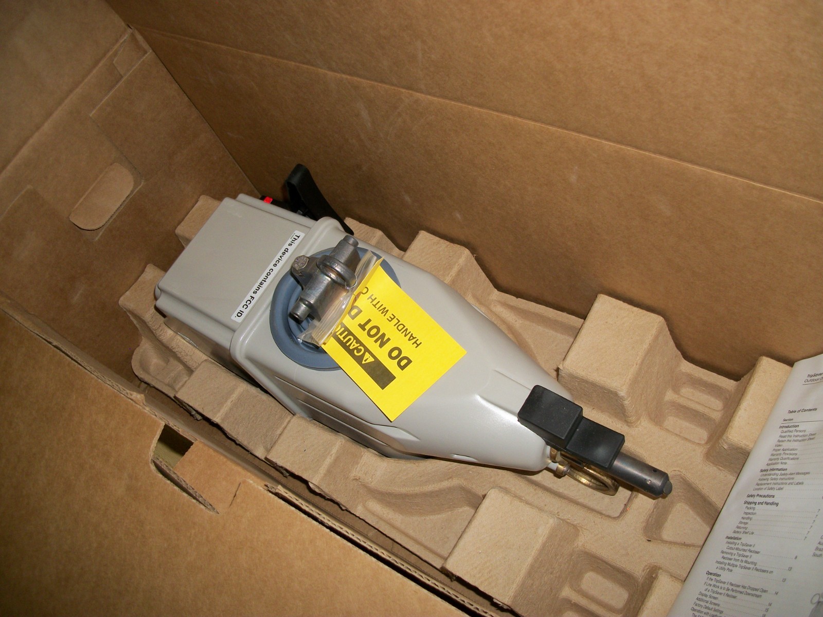 NEW IN BOX S&C TRIPSAVER II CUTOUT MOUNTED RECLOSER CAT # 990211-P 15.5 110