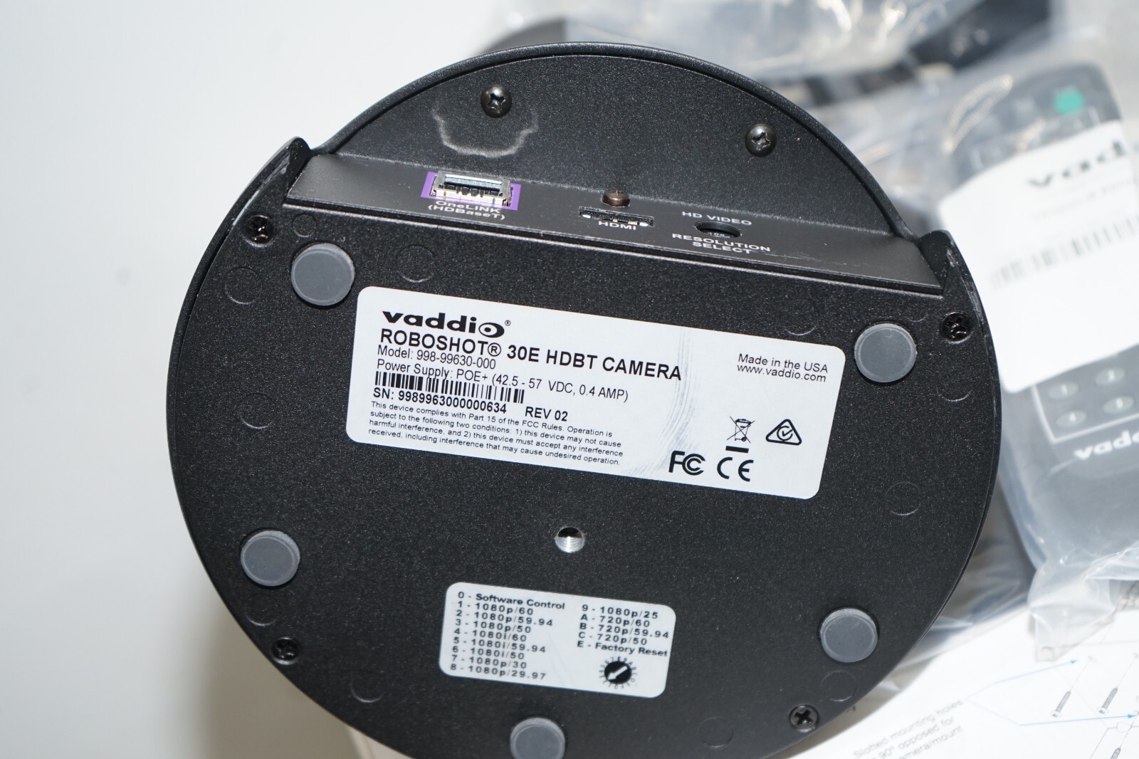 ^ Vaddio 999-99630 RoboSHOT 30E HDBT OneLINK Bridge System #X4580
