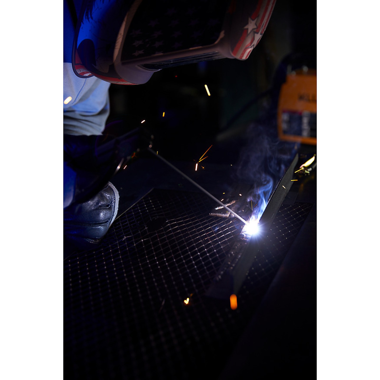Klutch Dual-Voltage Stick Welder with Inverter Technology, 120/230 Volts, 160