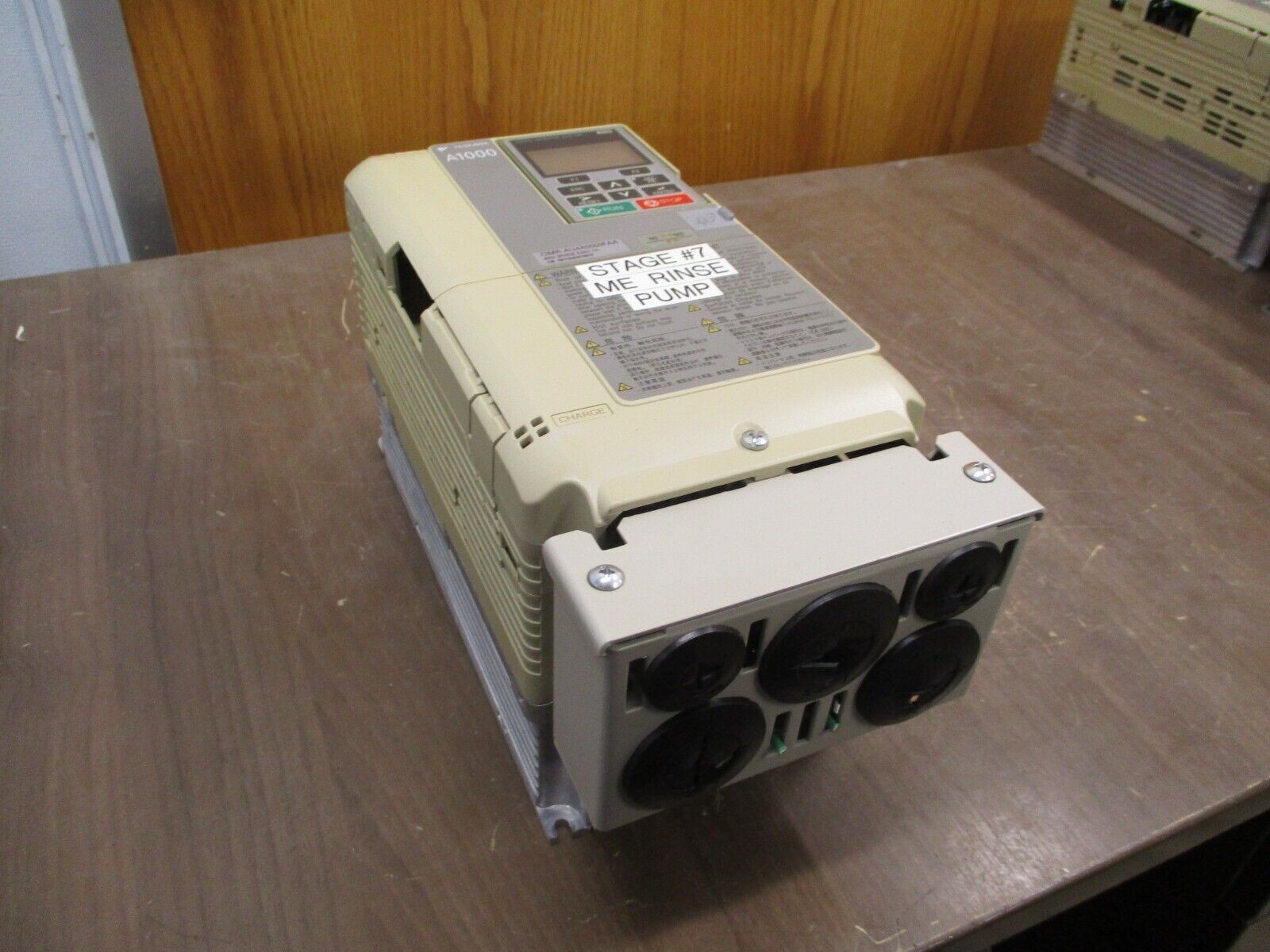 Yaskawa A1000 AC Drive CIMR-AU4A0009FAA Rev. D 5HP 3Ph w/ Keypad Used