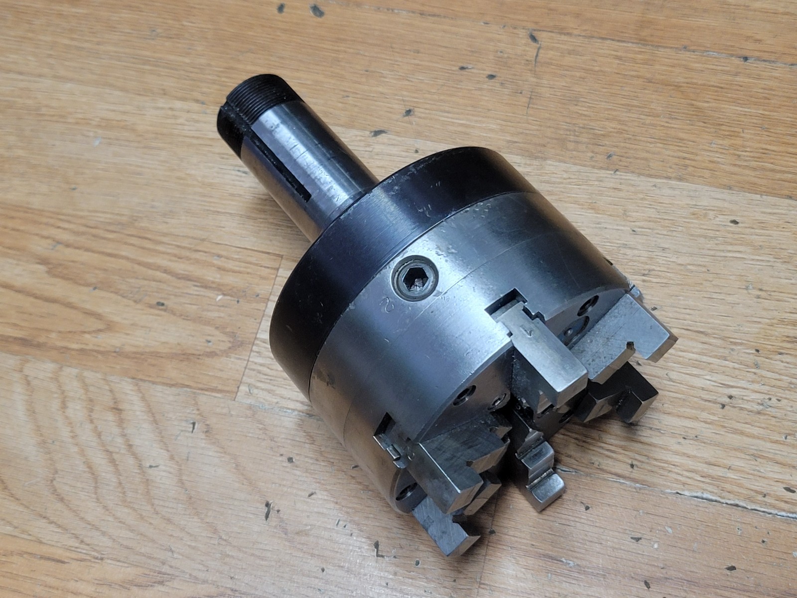 BUCK CHUCK SET TRU 4″ 6 JAW W/ 5C COLLET MOUNT