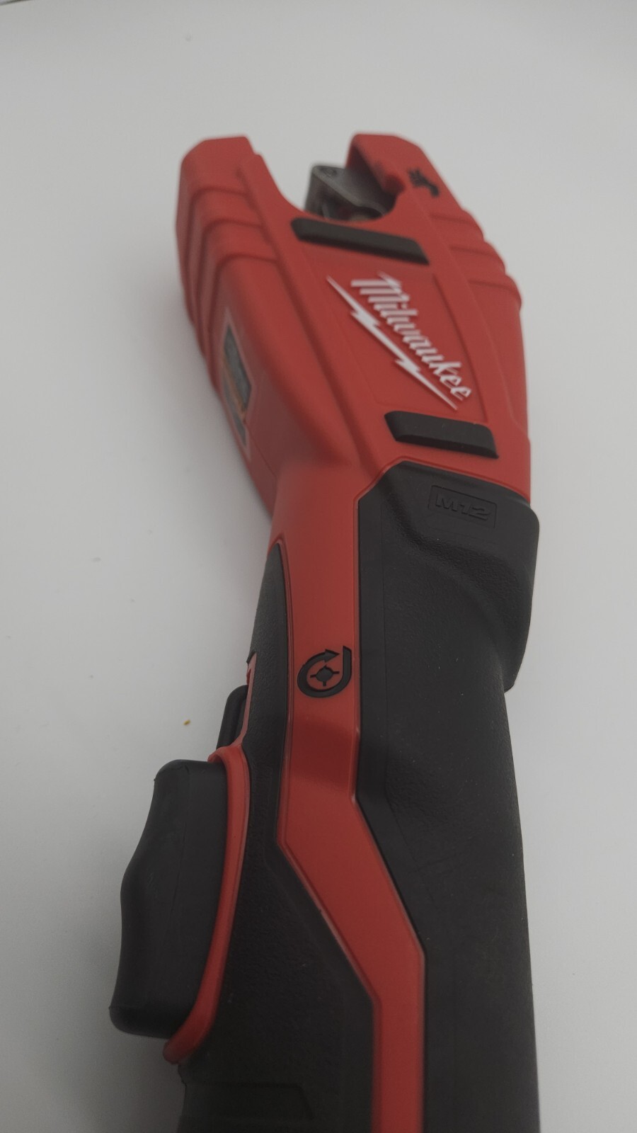 Cordless Copper Tubing Pipe Cutter 12-Volt M12 Portable Light Weight (Tool-Only)