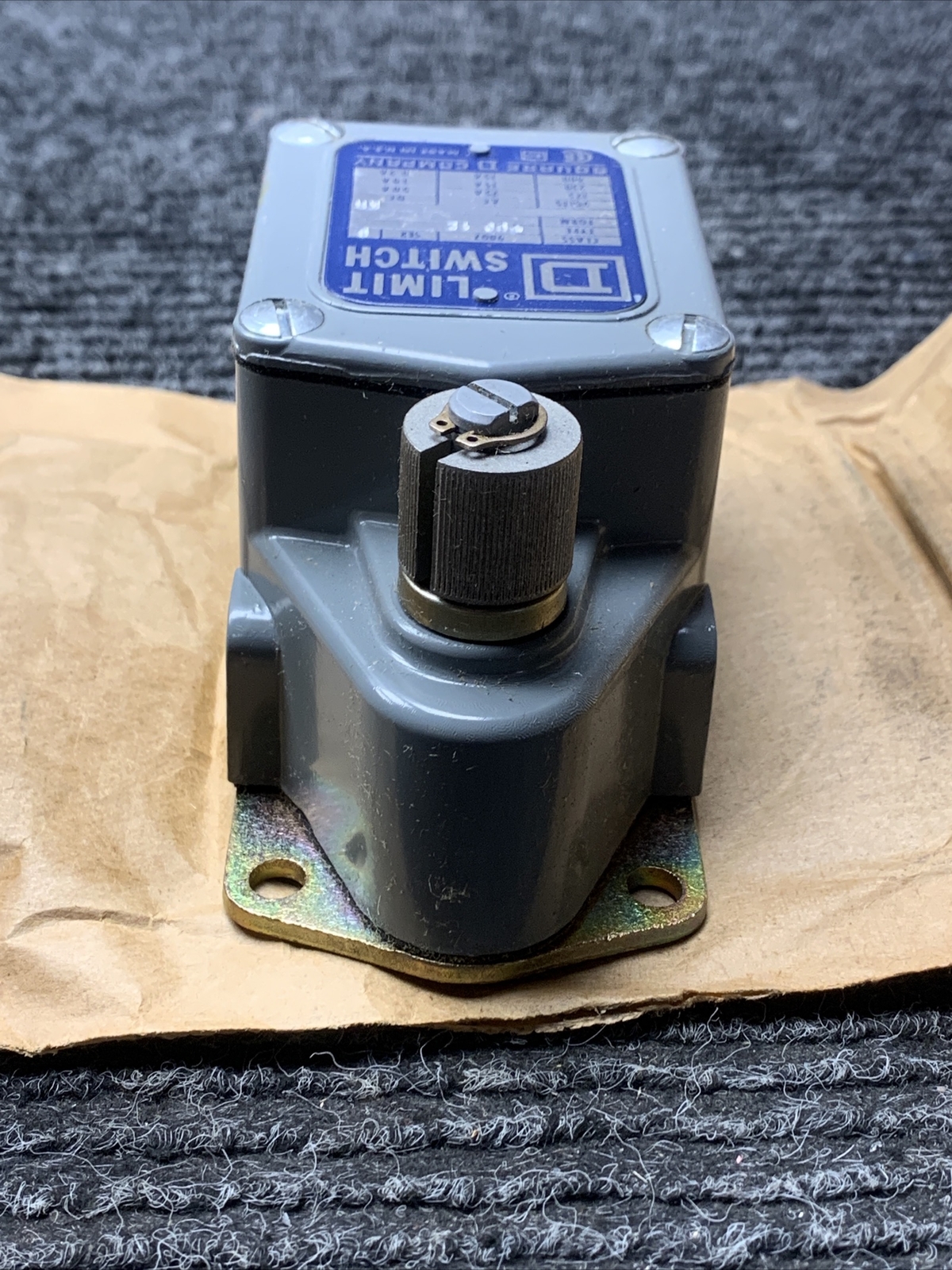 Square D 9007 TUD-12 Limit Switch 125/250/600v-ac/dc