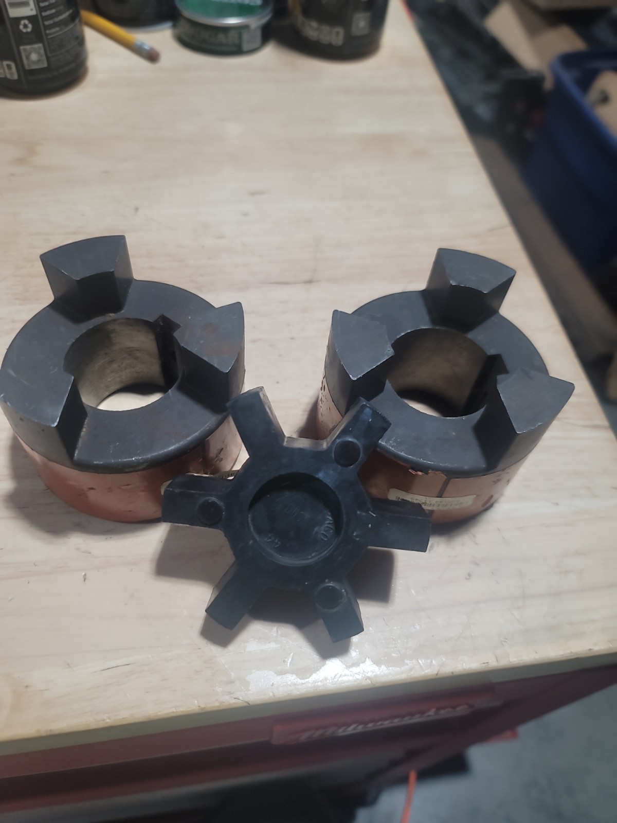 Lovejoy L-110X1.625/L-110 1.625 Coupling Set 1-5/8″ & 1-5/8″ Bore Hubs W Spider