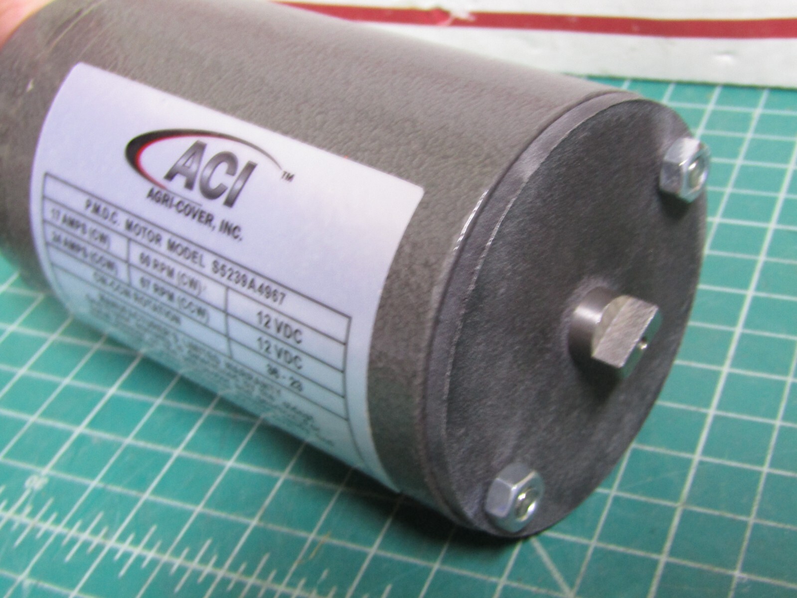 1 – AGRI-COVER, P.M.D.C. Motor Model S5239A4967, 12VDC. CW-CCW Rotation New – Bu