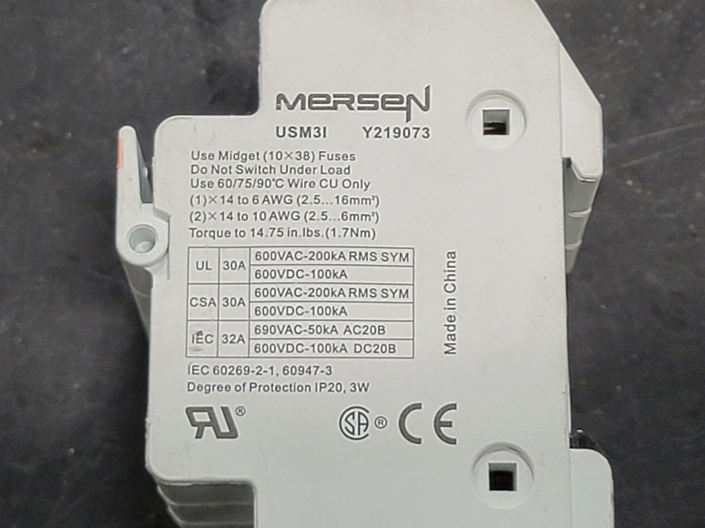SURPLUS NEW FERRAZ SHAWMUT Y219073 32 Amp 3 Pole Fuse Holder