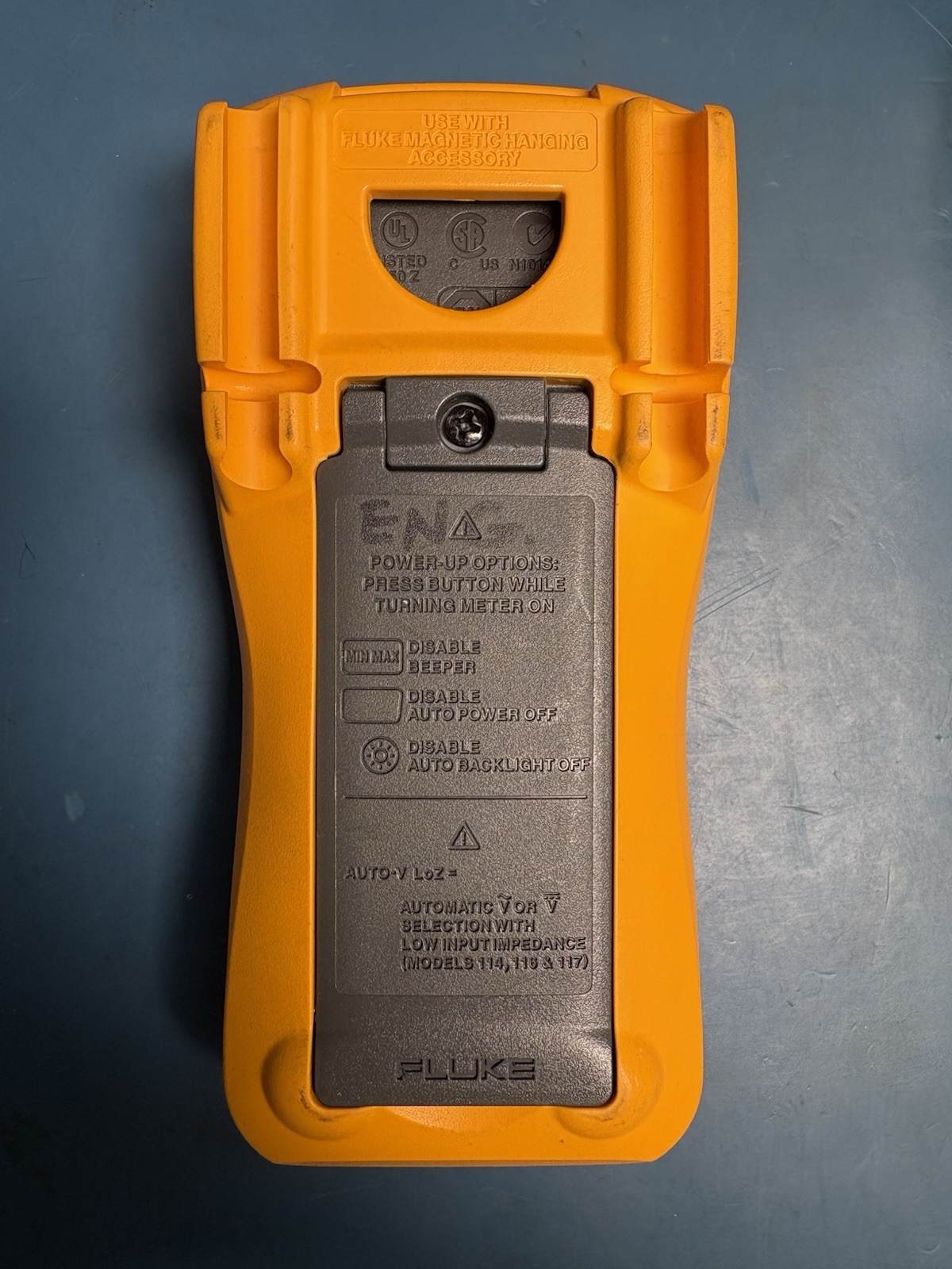 Fluke 115 True RMS Multimeter
