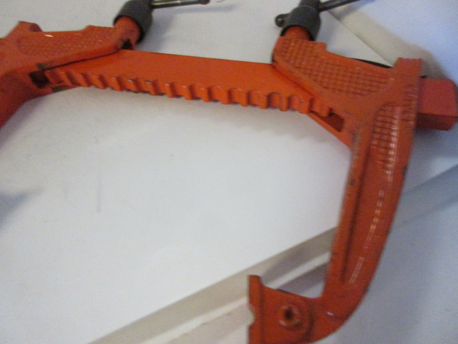 Carver Standard Duty 140-620 MM Bar Clamp T186/321/24.1 28″ Long