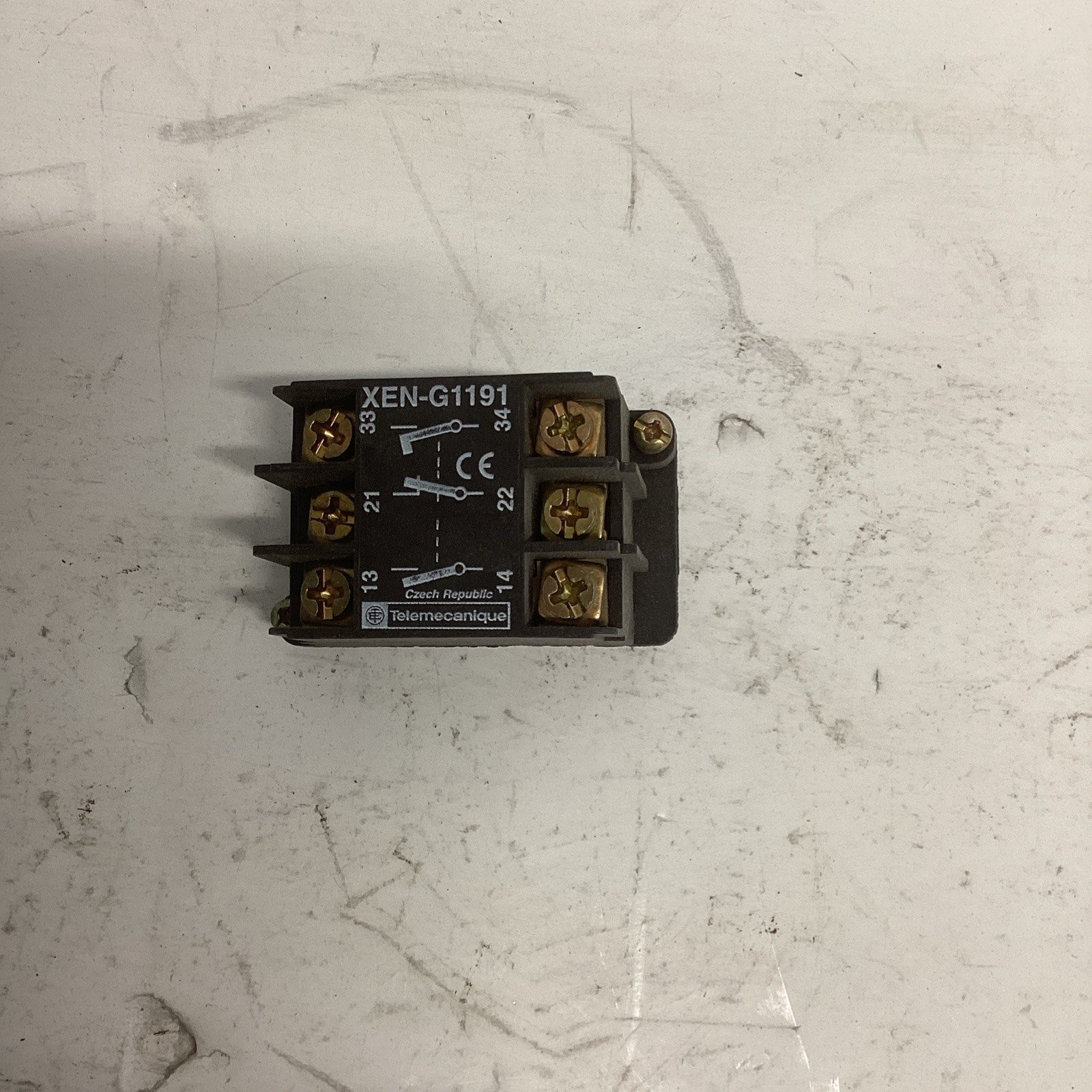 XEN-G1191 Pendant 2-Speed Contact Crane Hoist Switch XENG1191 lot of 4 I-592