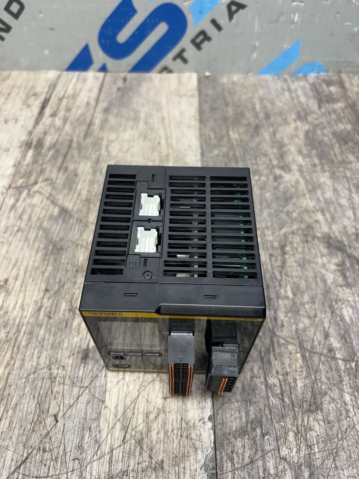 KEYENCE GC-1000R SAFETY CONTROLLER PLC 24V DC
