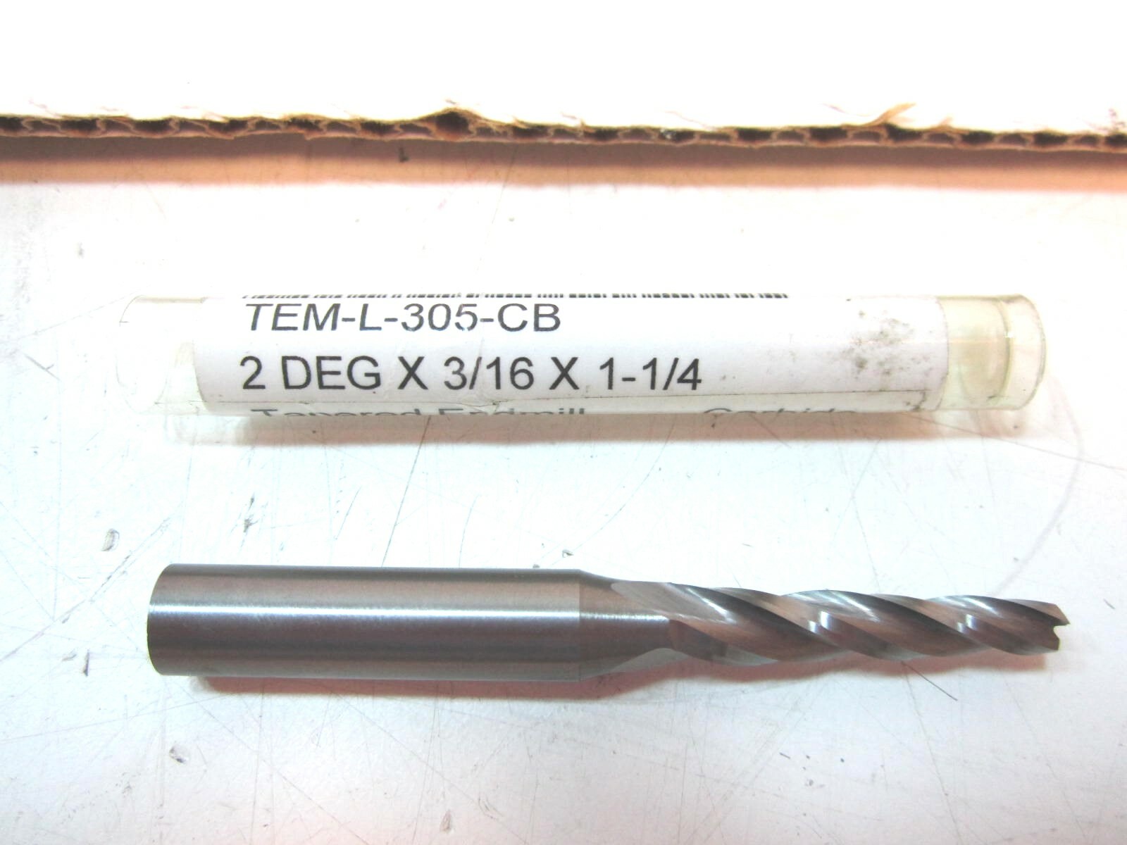 New Solid Carbide 2° 3/16″ Small End 3/16 x 1-1/4 x 3 x 3/8 Tapered End Mill